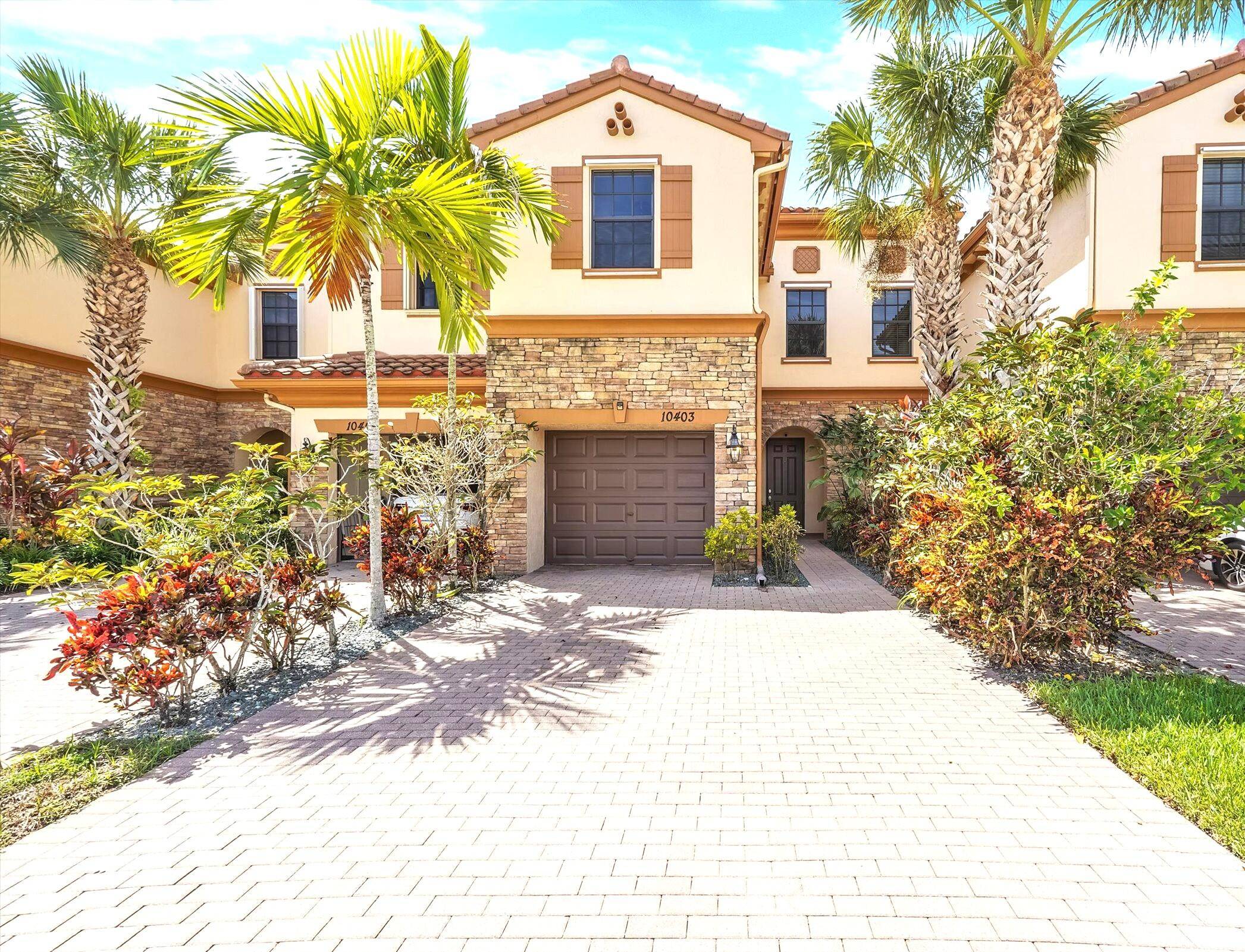 Wellington, FL 33449,10403 Wellington Parc DR