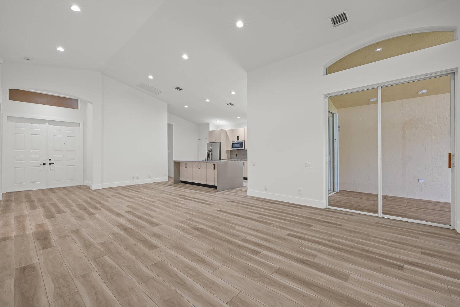 Lake Worth, FL 33467,9947 Torino DR