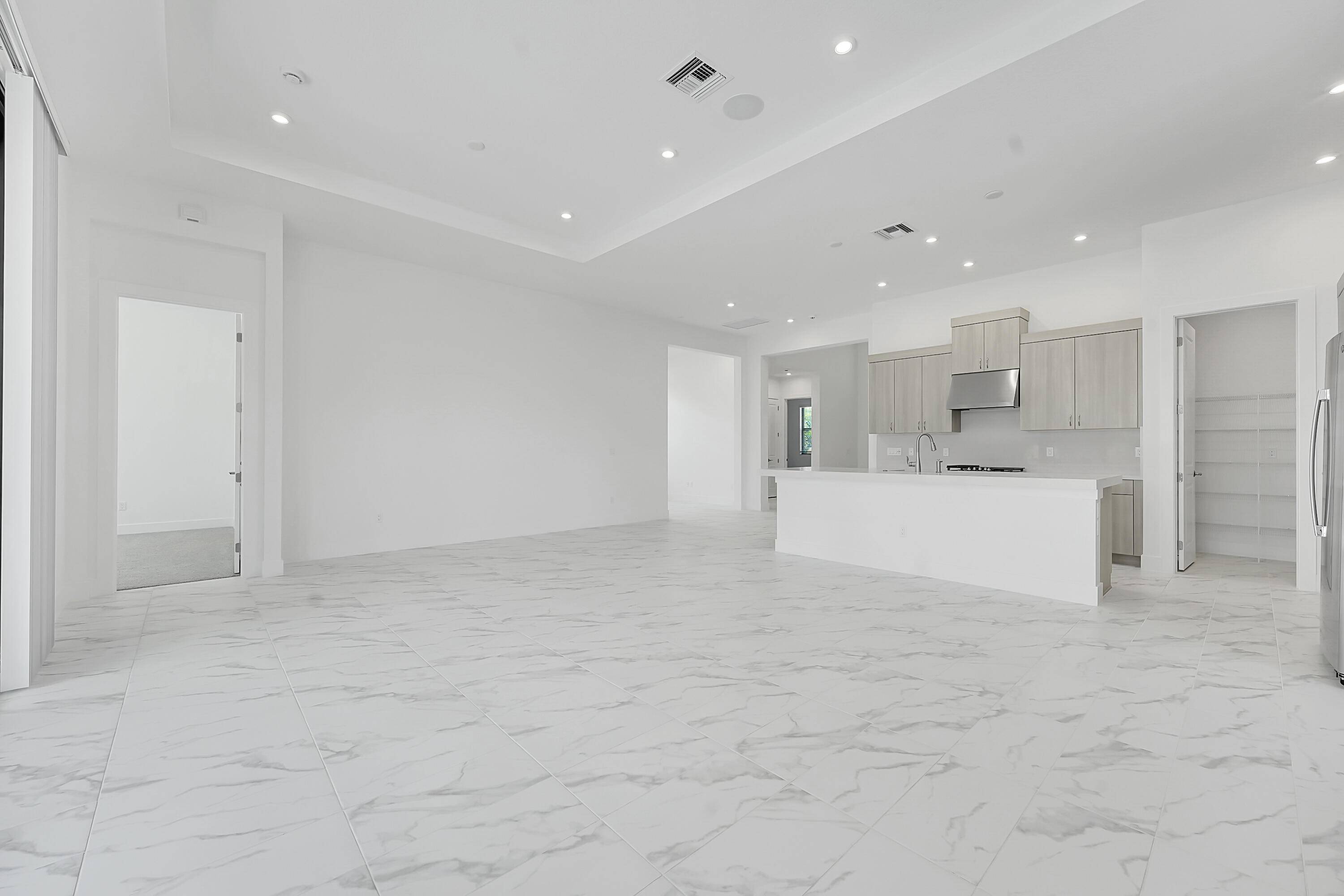 Palm Beach Gardens, FL 33412,13908 Vivant DR