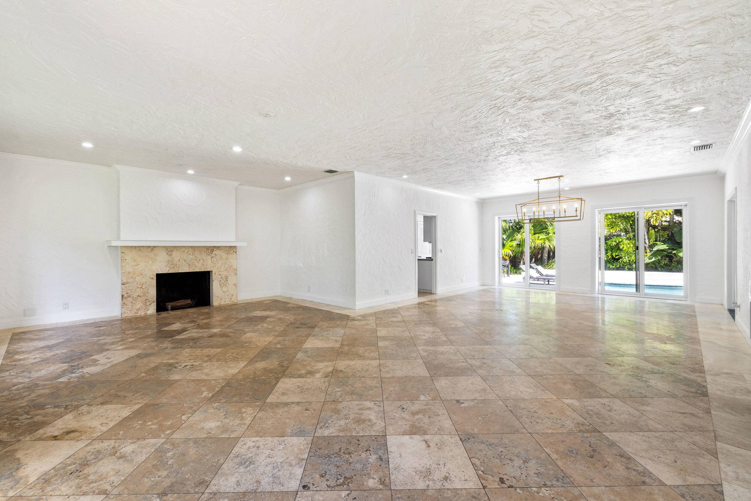 West Palm Beach, FL 33405,247 Plymouth RD