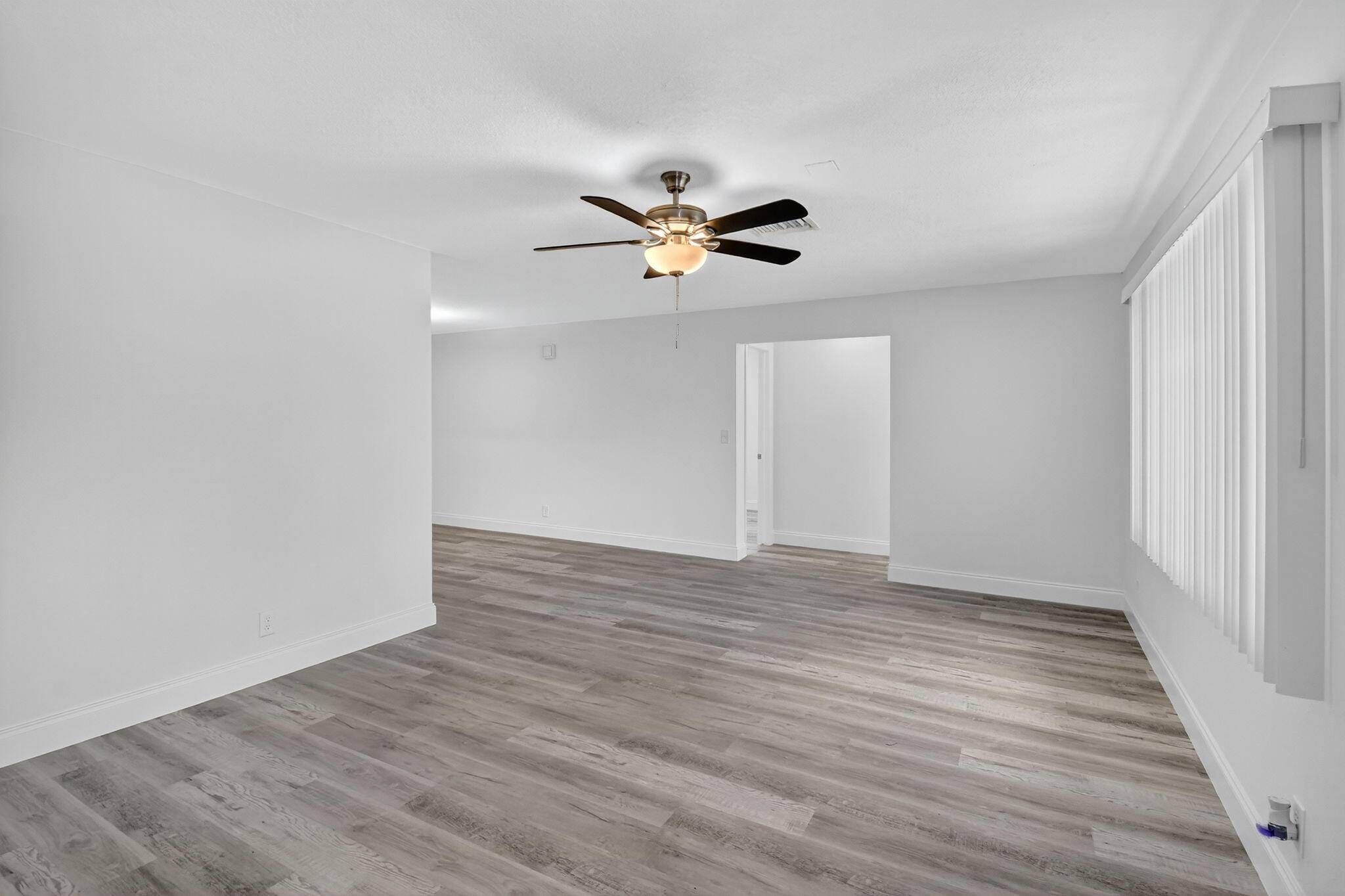 Delray Beach, FL 33484,6105 Dusenburg RD