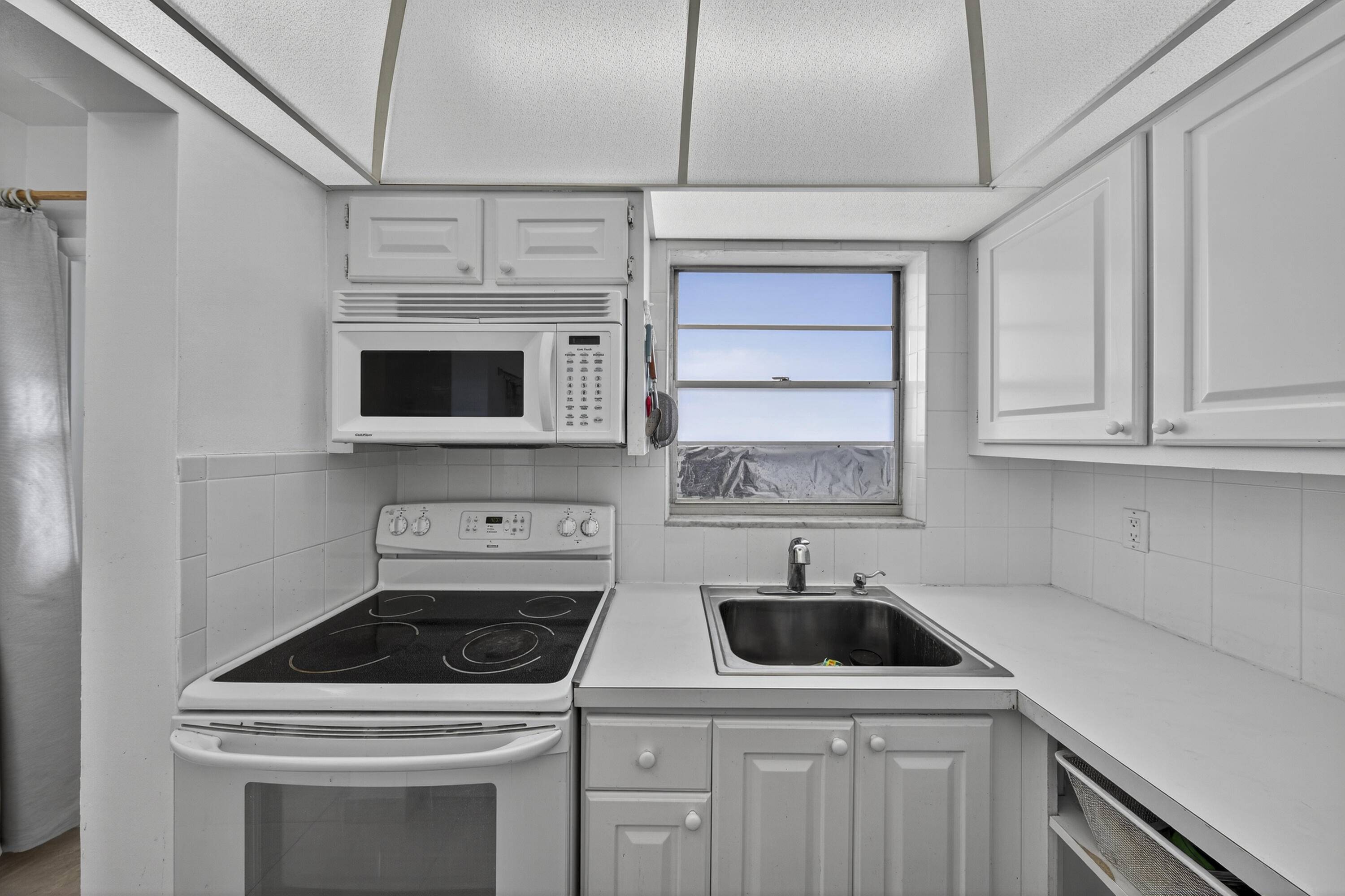 Pompano Beach, FL 33064,251 S Golf BLVD 287