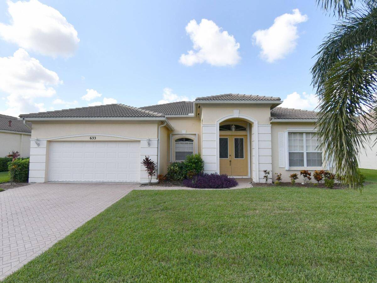 Port Saint Lucie, FL 34986,633 SW Long Key CT