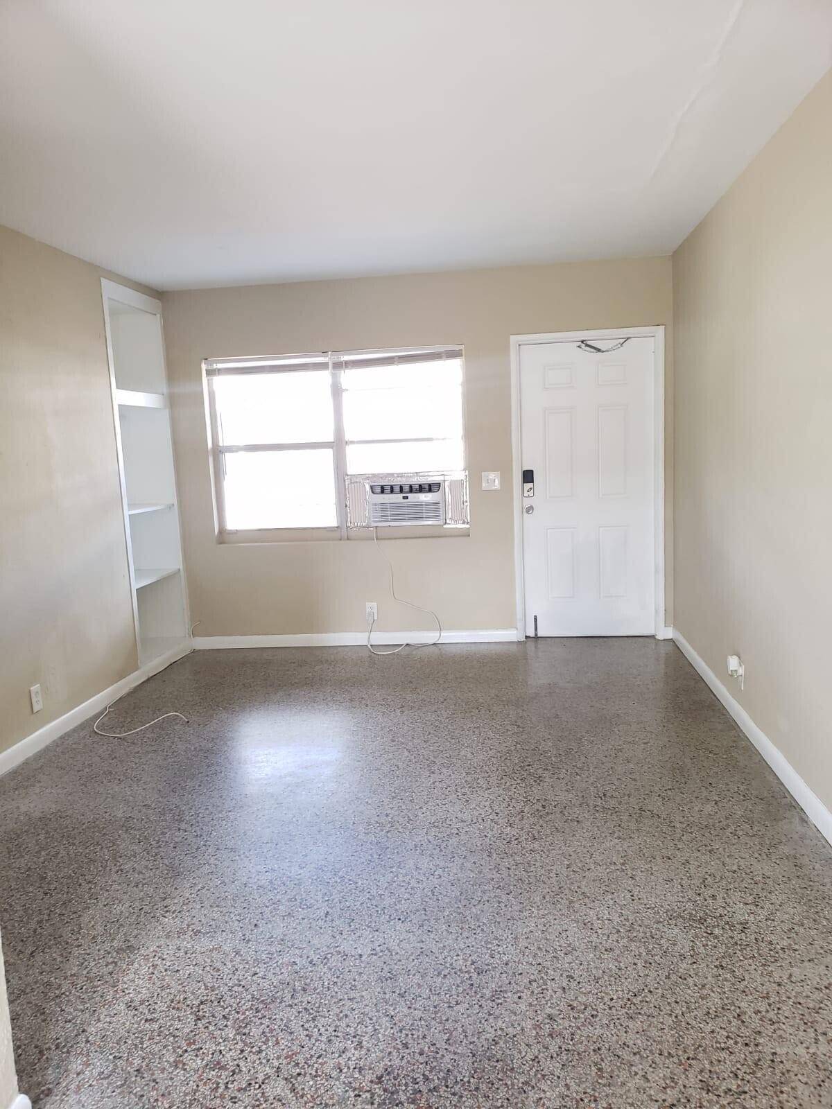 West Palm Beach, FL 33405,3718 Henry AVE