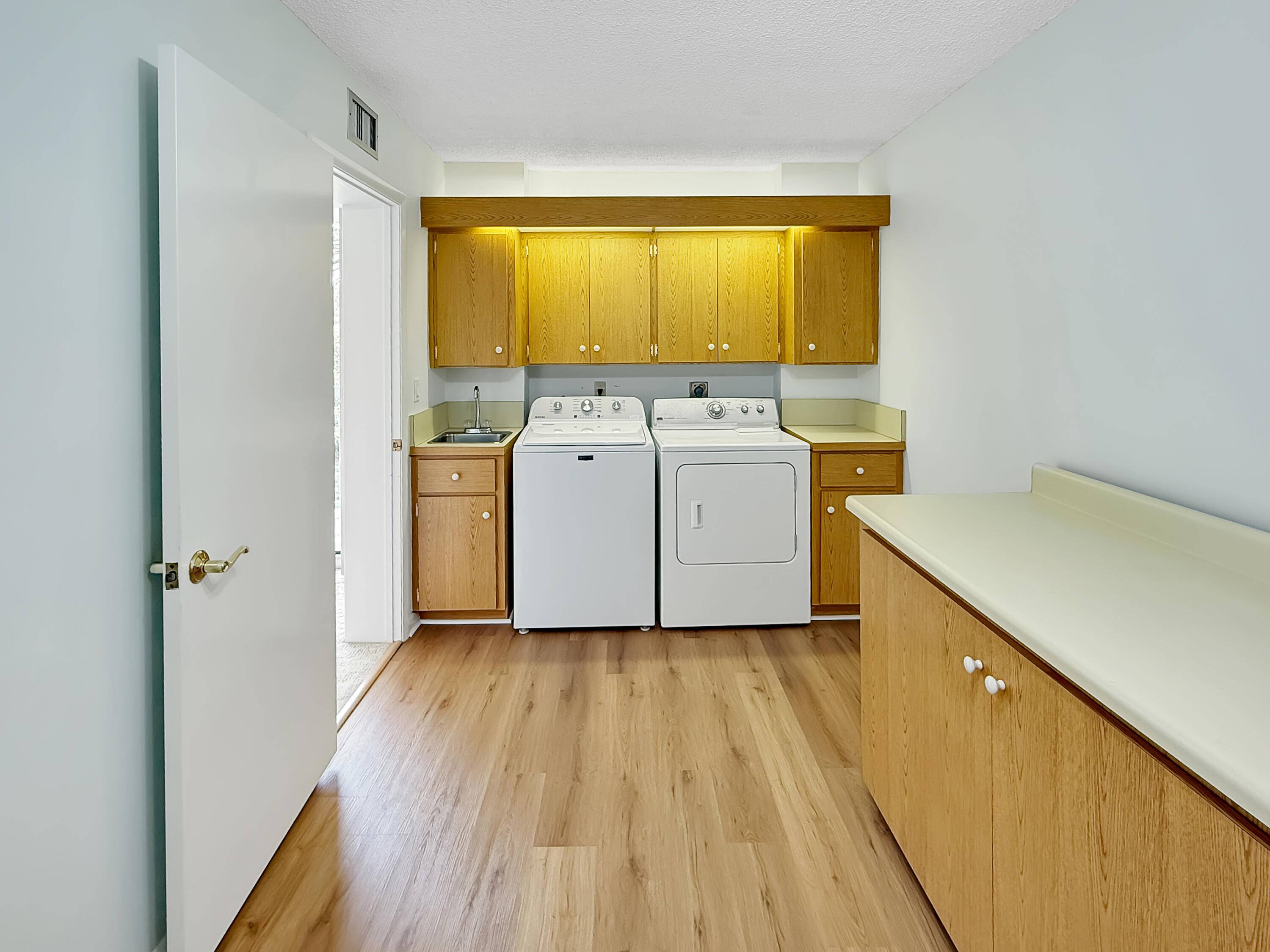 West Palm Beach, FL 33409,2601 Village BLVD 301