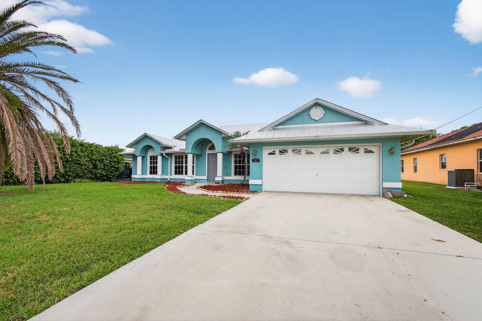 Port Saint Lucie, FL 34953,865 SW Abingdon AVE