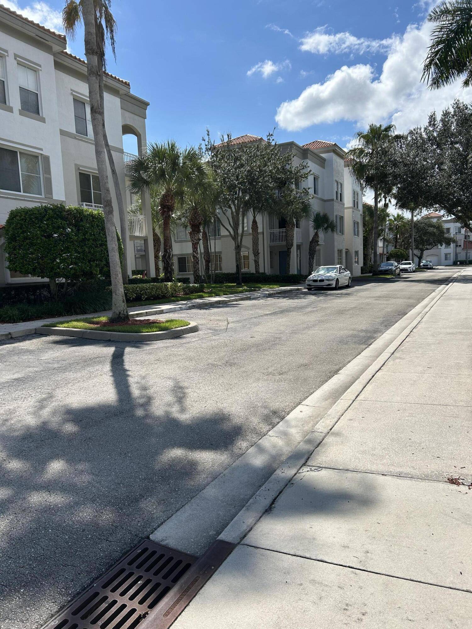 Palm Beach Gardens, FL 33410,11014 Legacy DR 303