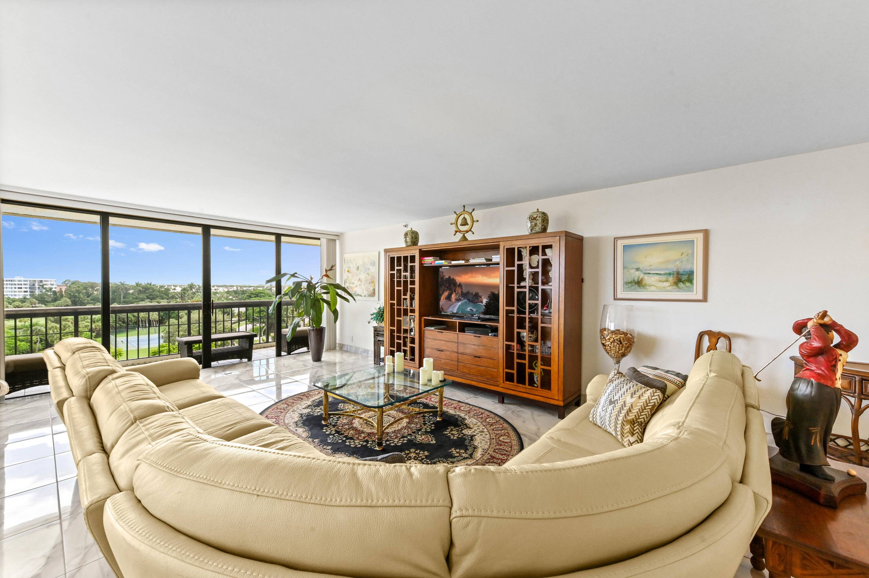 West Palm Beach, FL 33401,1900 Consulate PL 604