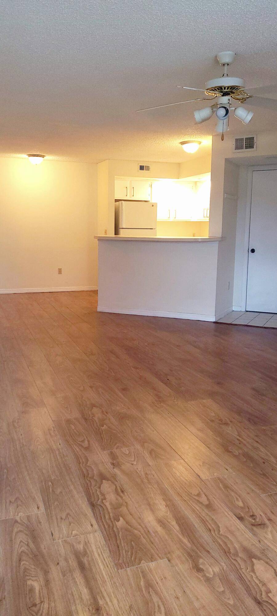 West Palm Beach, FL 33409,1401 Village Blvd 223