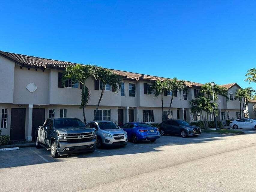 Riviera Beach, FL 33410,4199 Napoli Lake DR