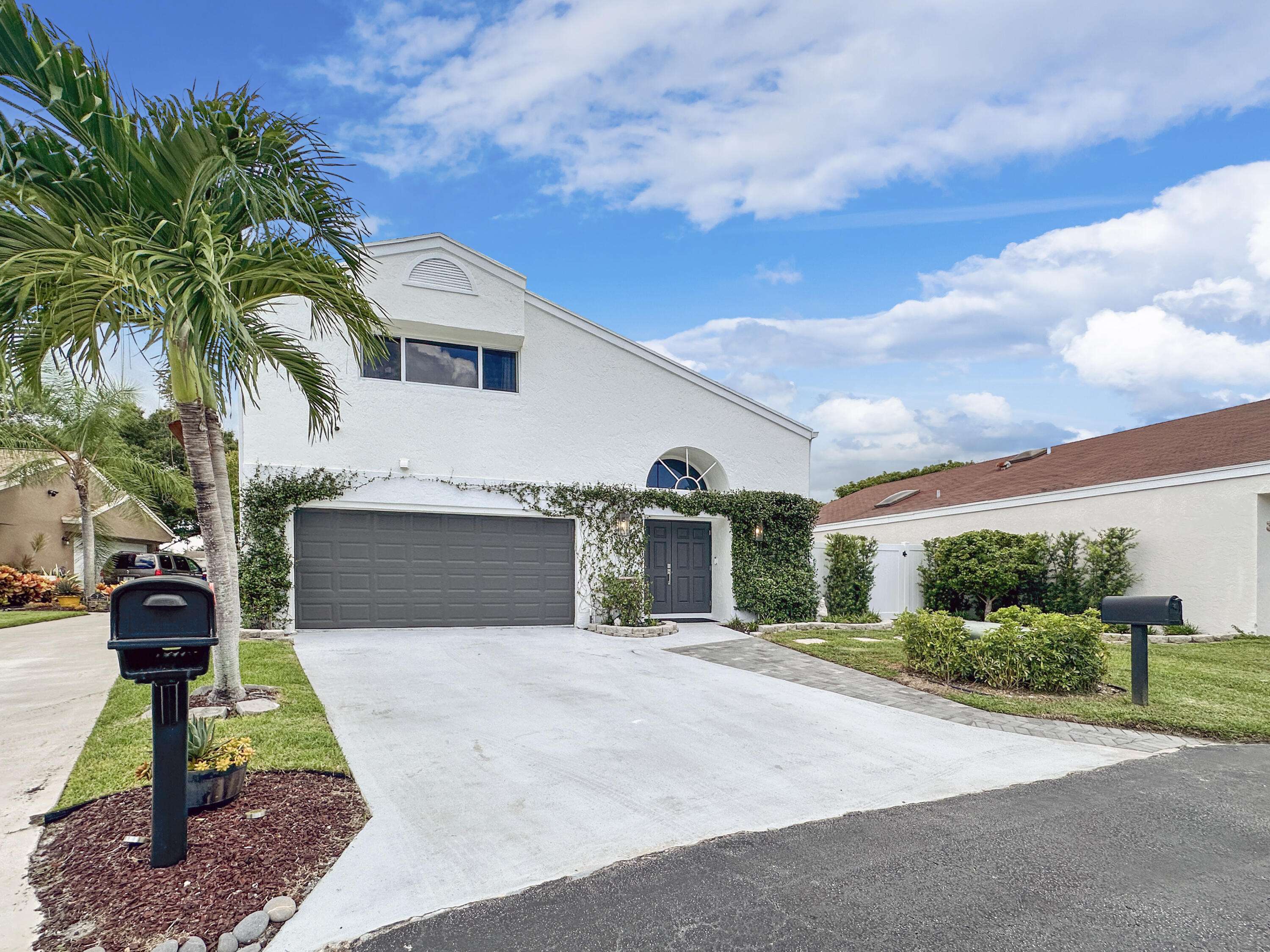 Boynton Beach, FL 33426,5 Dalton PL