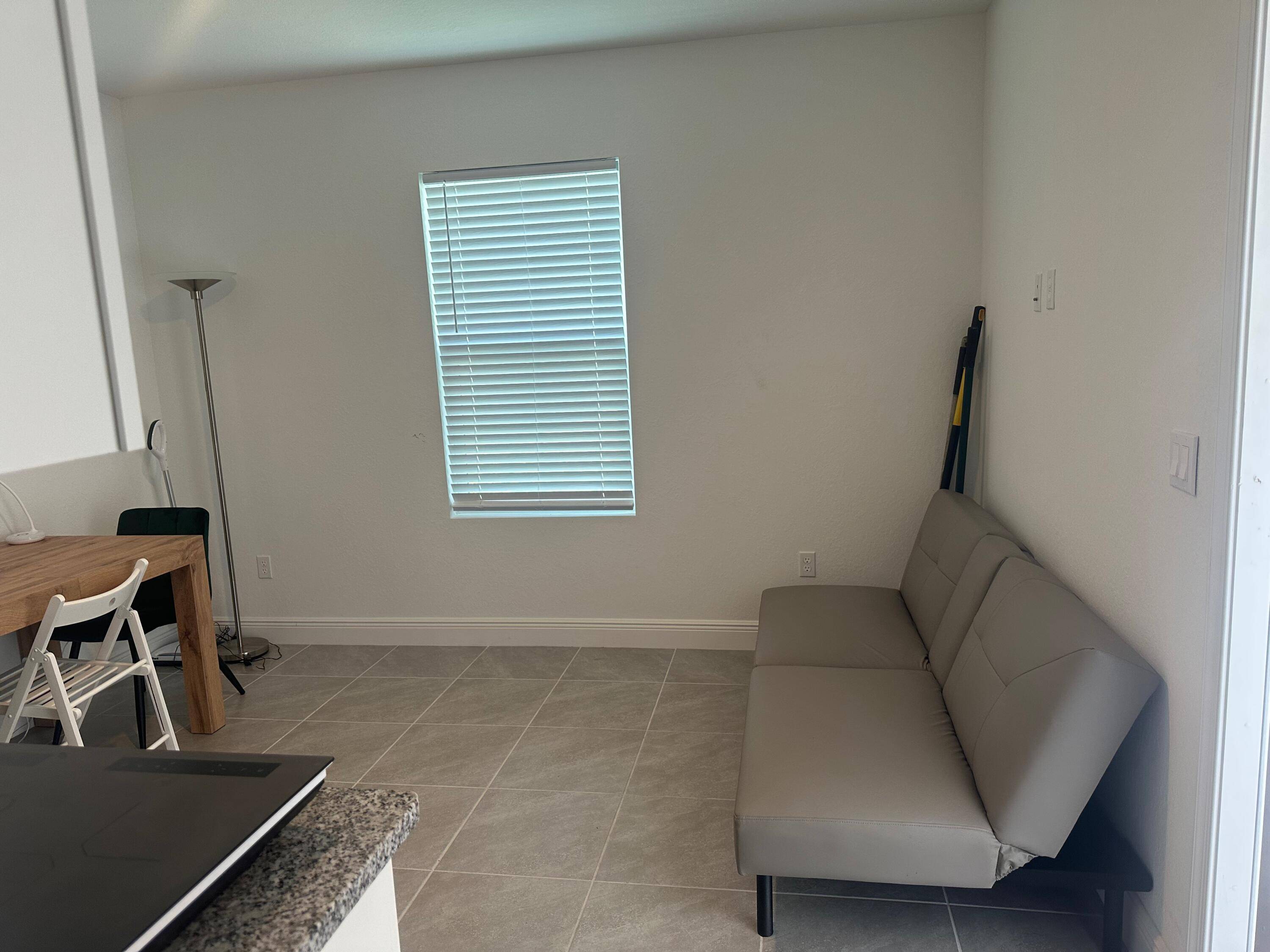 Port Saint Lucie, FL 34953,467 SW Jeanne AVE 1