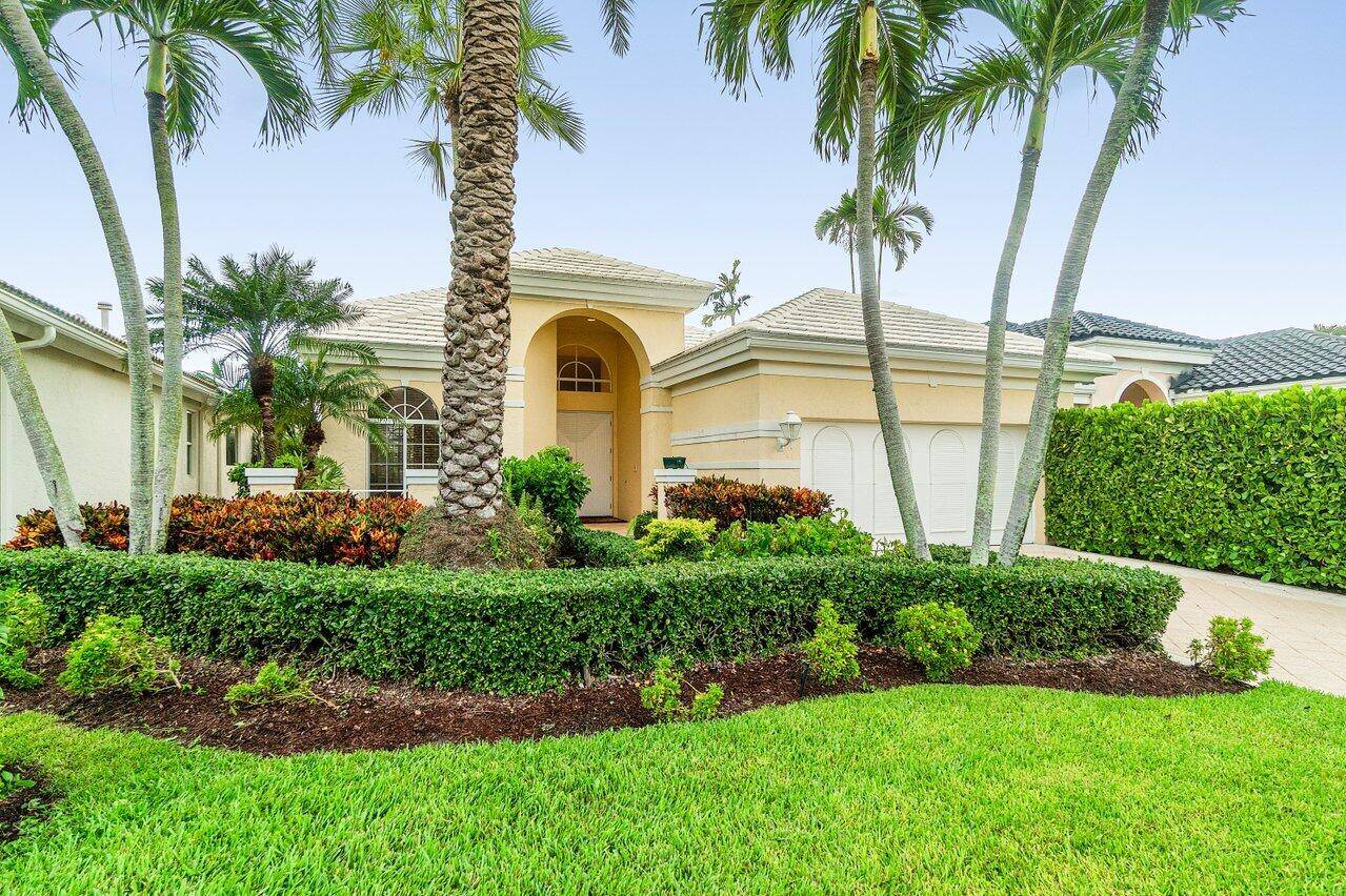 Palm Beach Gardens, FL 33418,125 Emerald Key LN