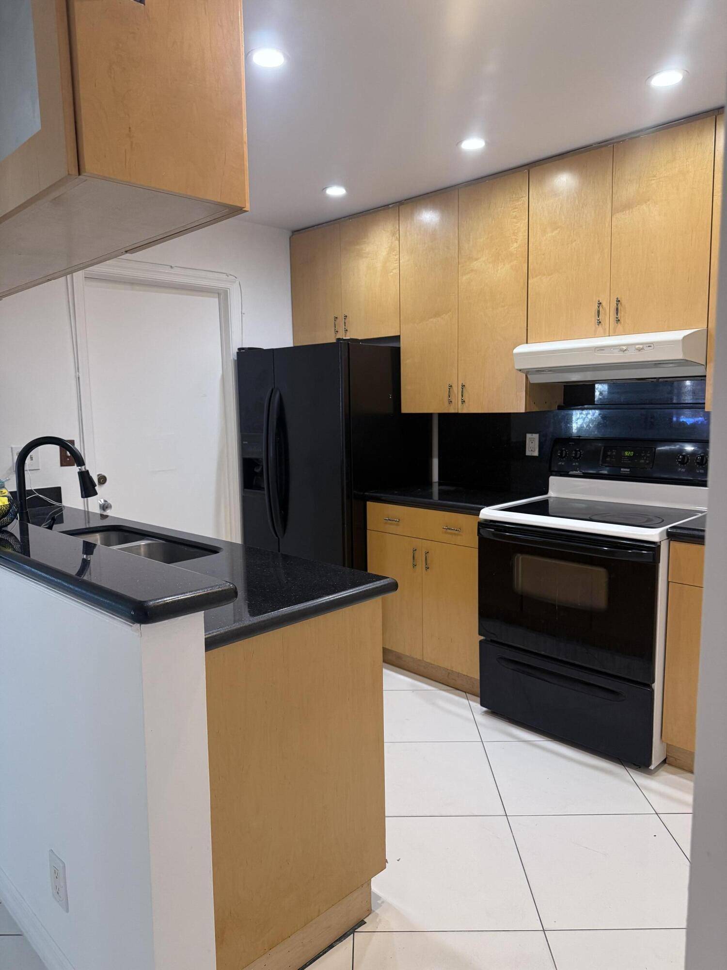 North Lauderdale, FL 33068,6504 Harbour RD