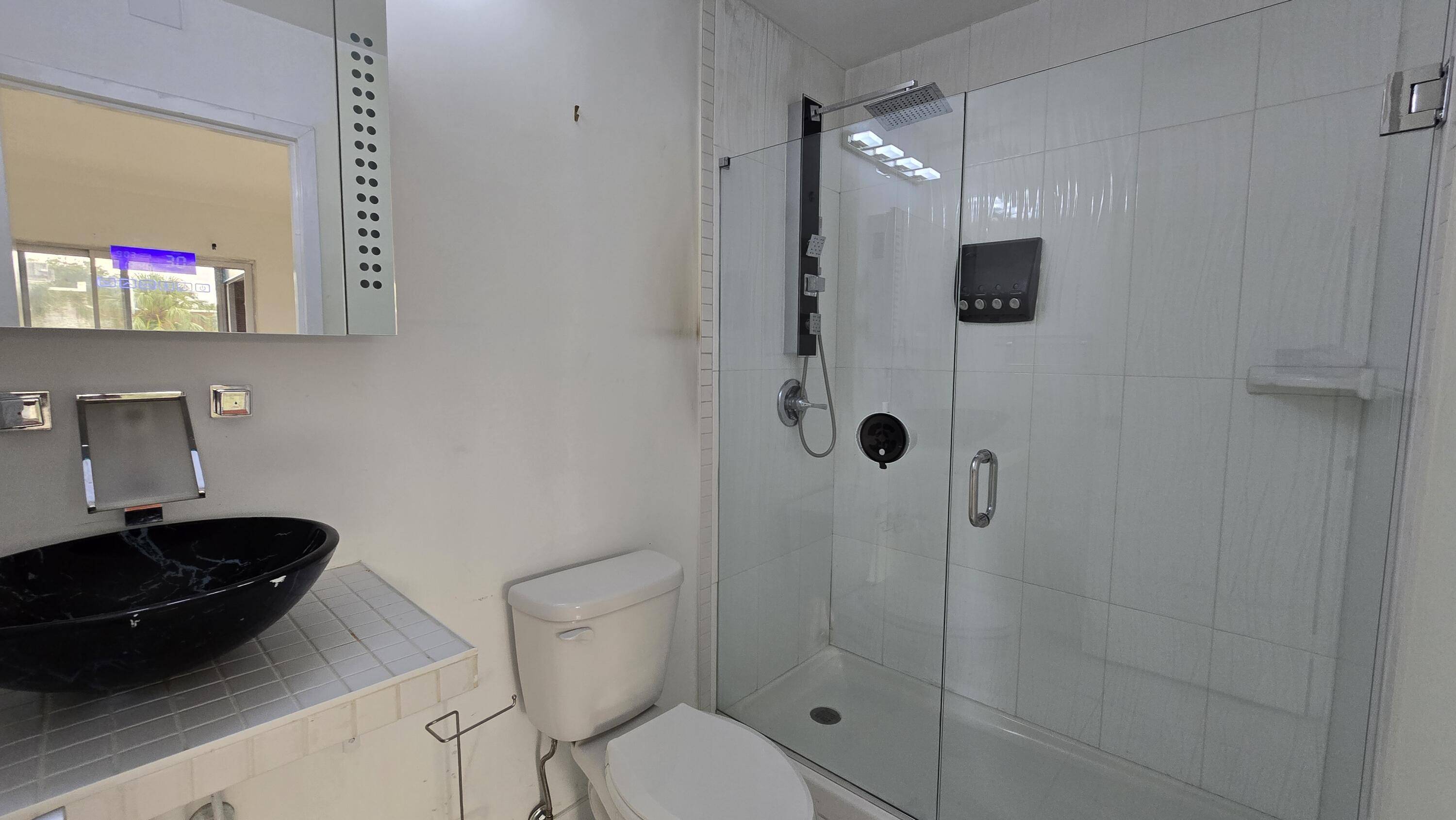 Delray Beach, FL 33484,670 N Flanders 670