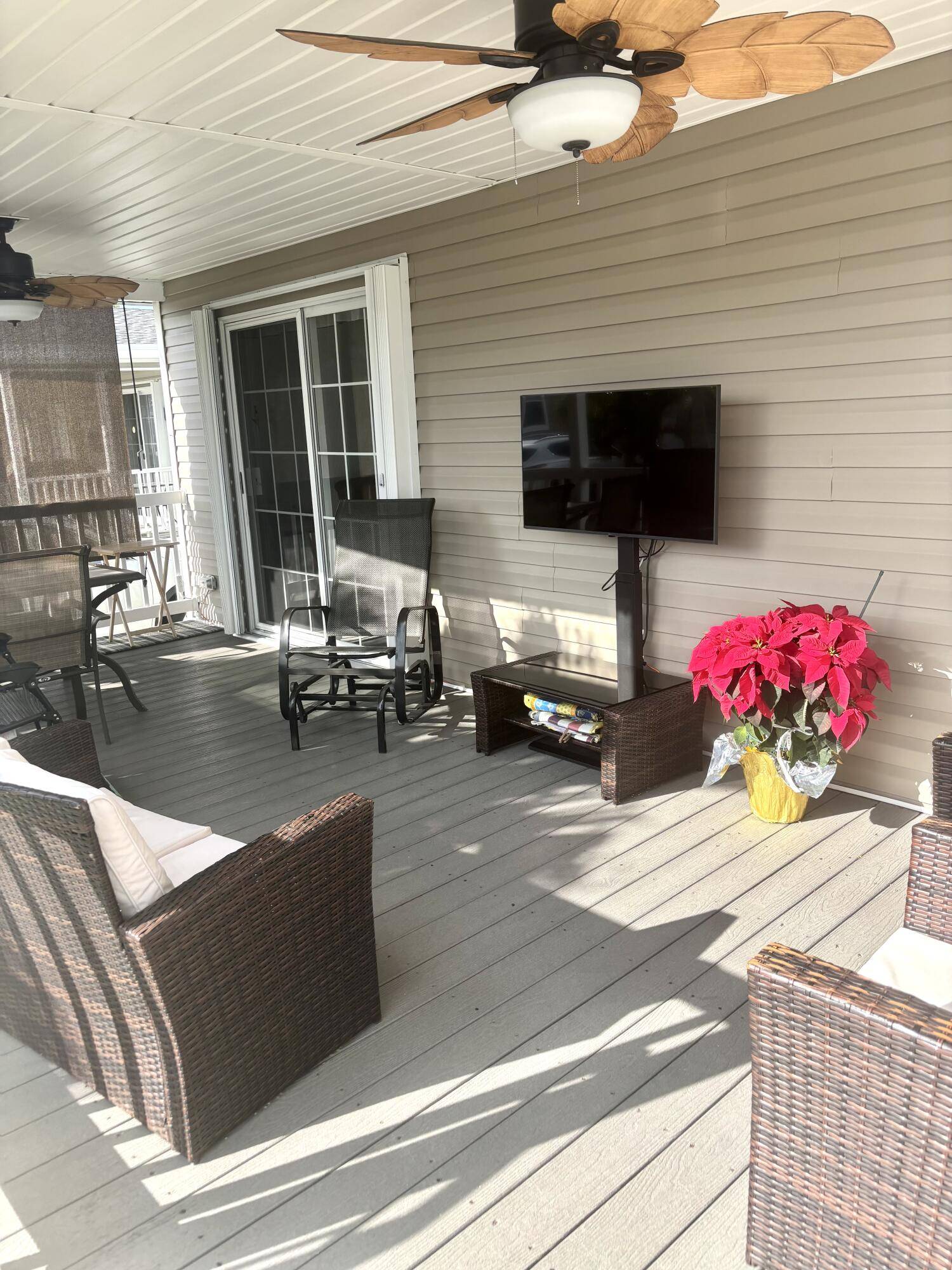 Deerfield Beach, FL 33442,1309 W Bougainvillea DR