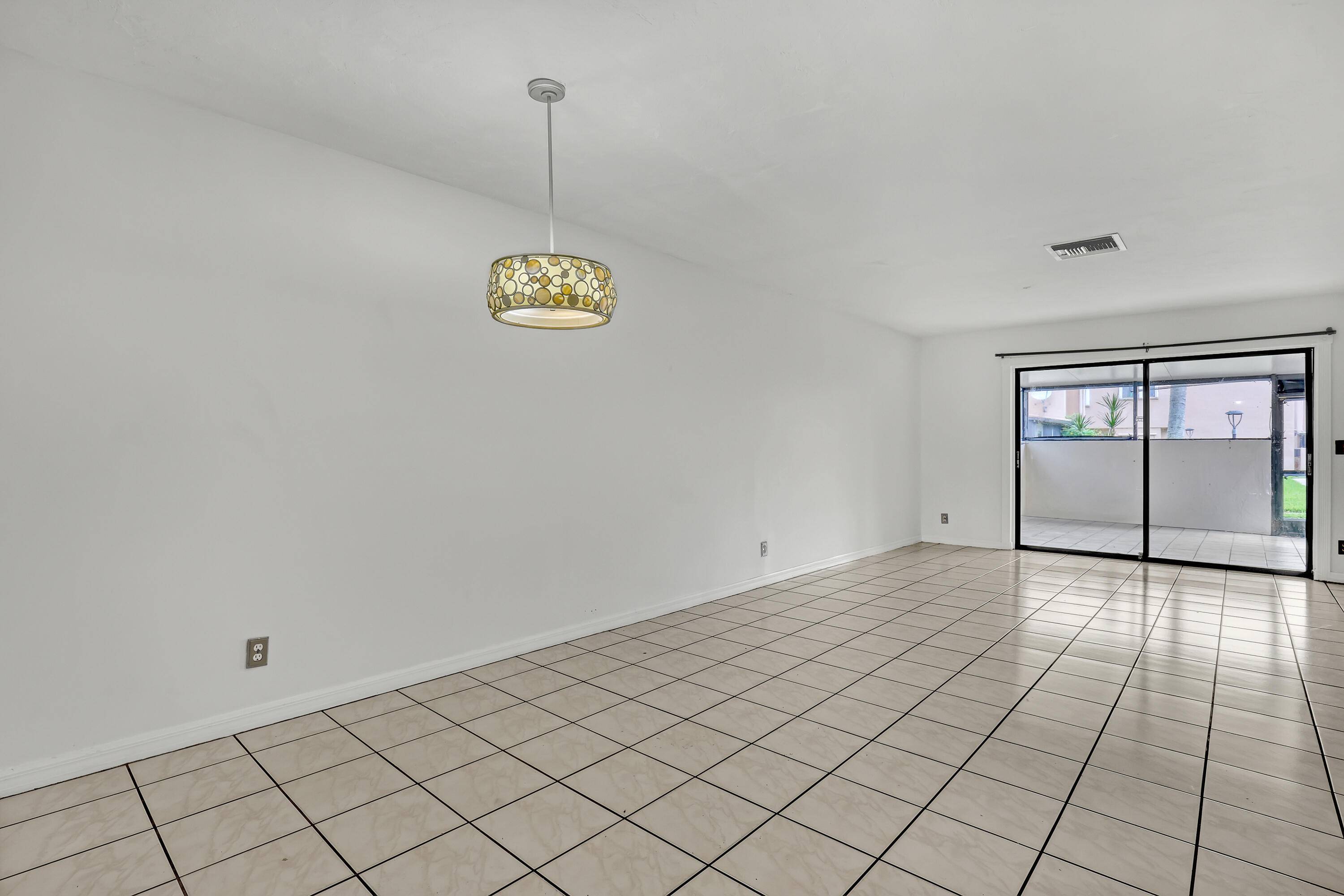 Royal Palm Beach, FL 33411,139 Sparrow DR 5a