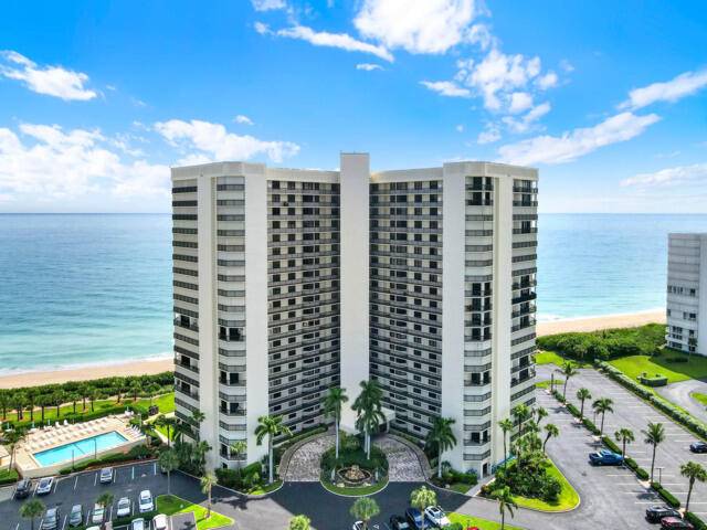 Jensen Beach, FL 34957,9550 S Ocean DR 1208