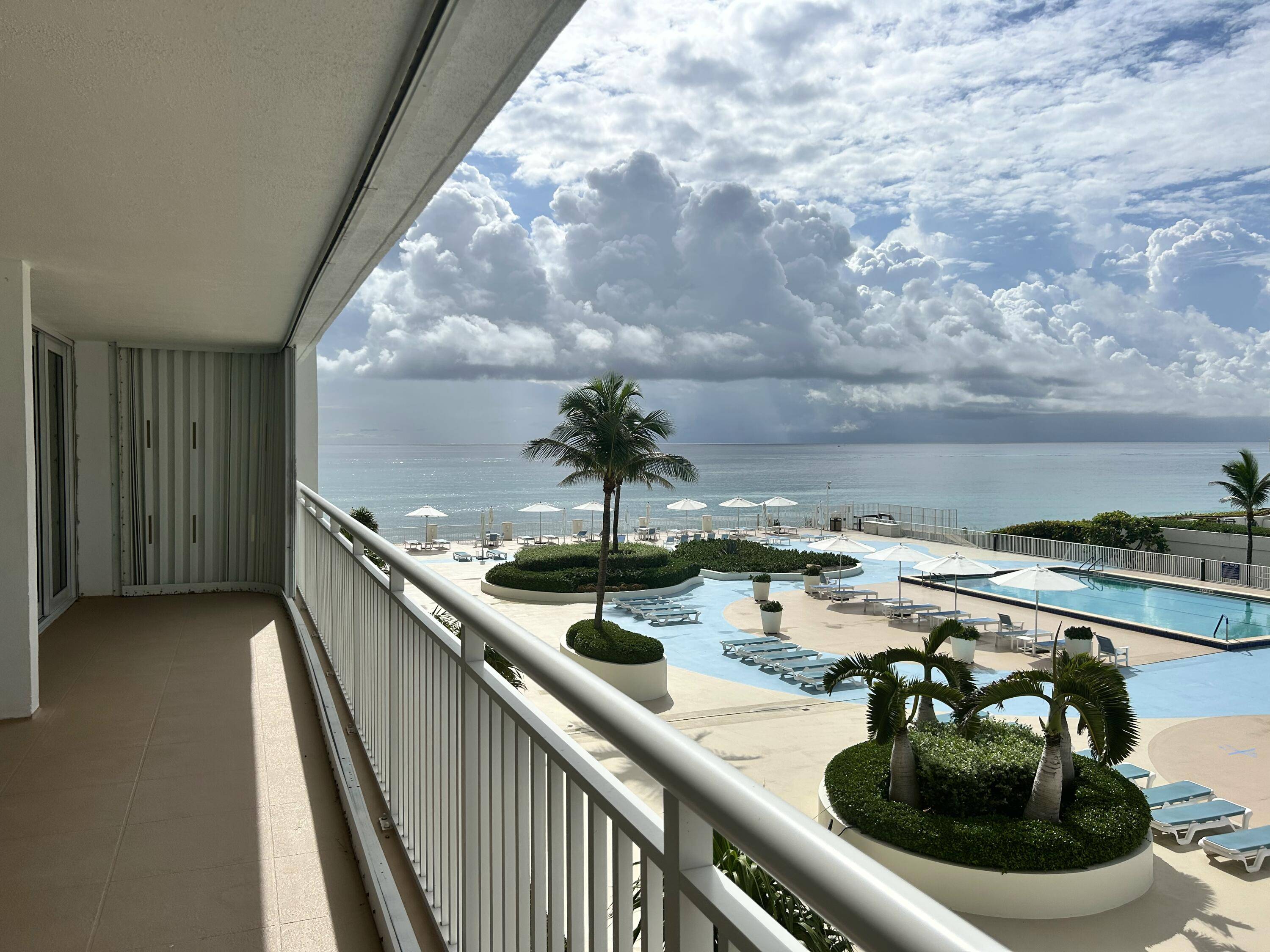 South Palm Beach, FL 33480,3546 S South Ocean BLVD 405