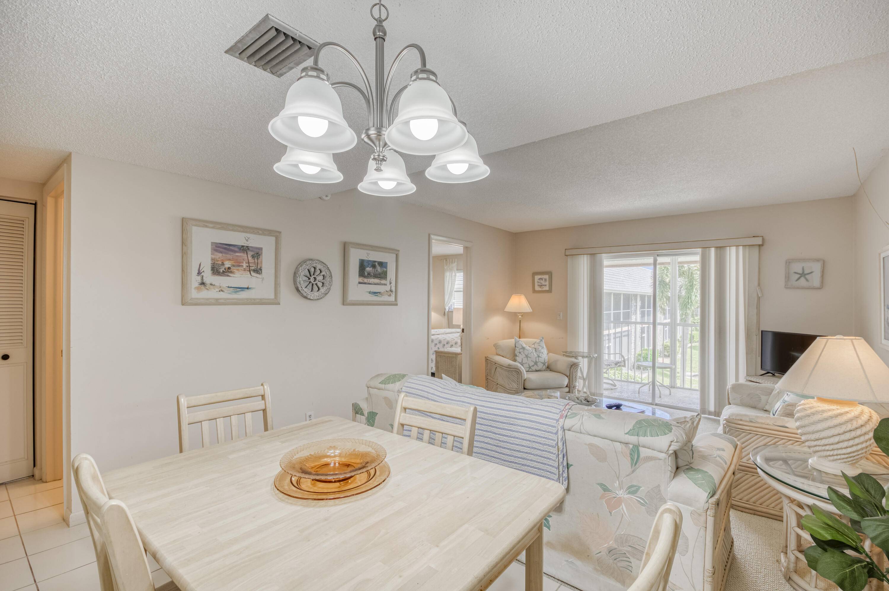 Jupiter, FL 33469,18081 SE Country Club DR 3-26