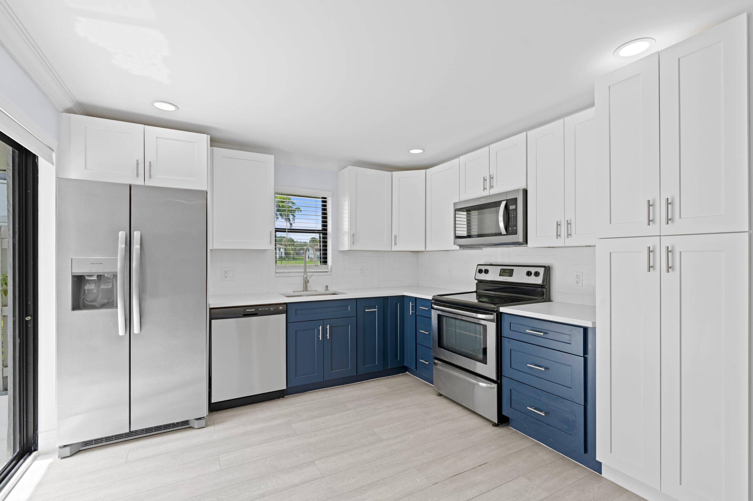 Delray Beach, FL 33445,3132 SW 20th TER 12c