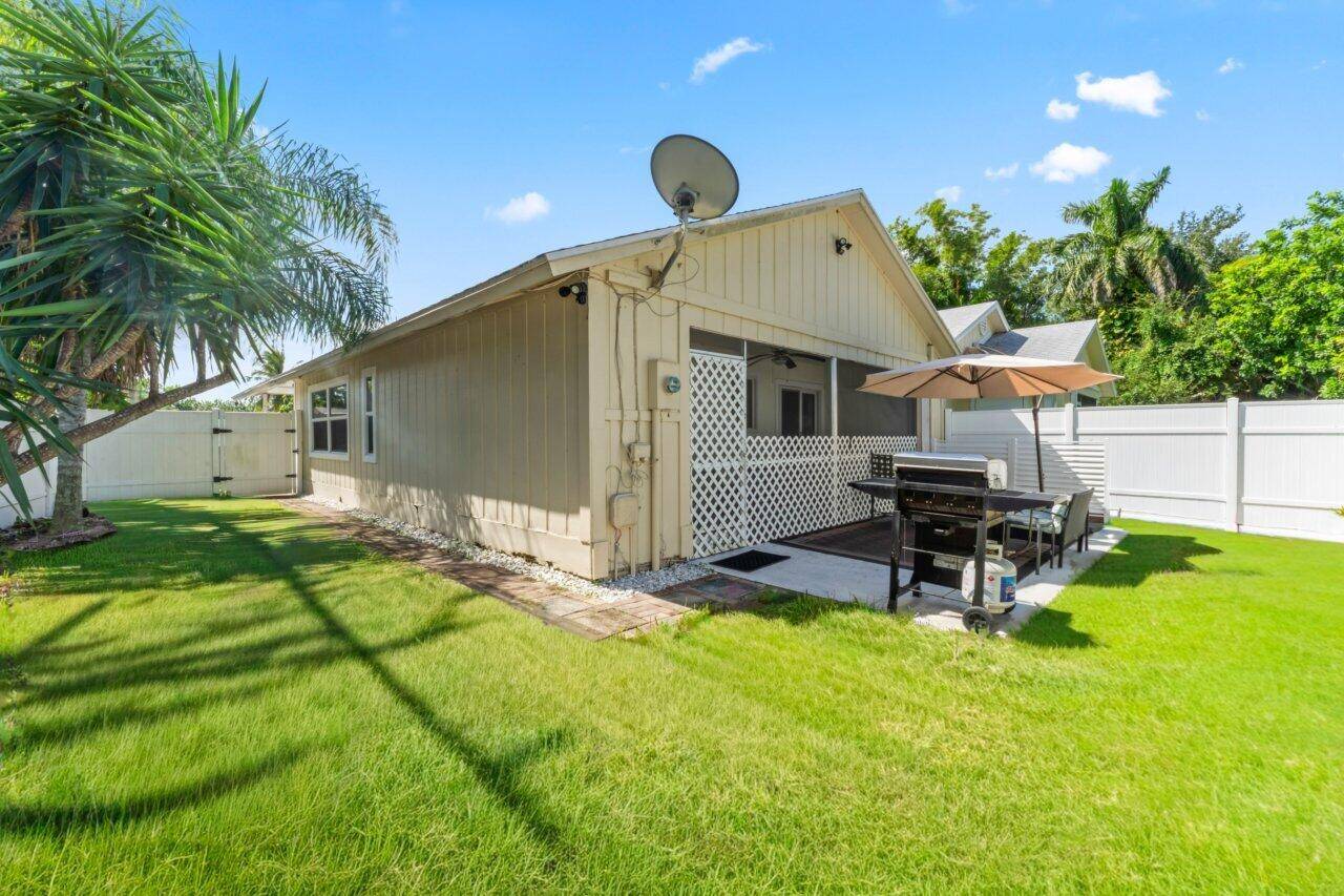 West Palm Beach, FL 33403,8745 Sol TER