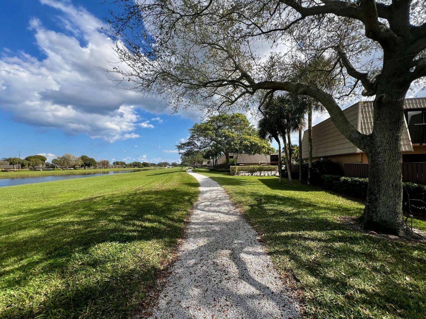 West Palm Beach, FL 33409,5023 50th WAY