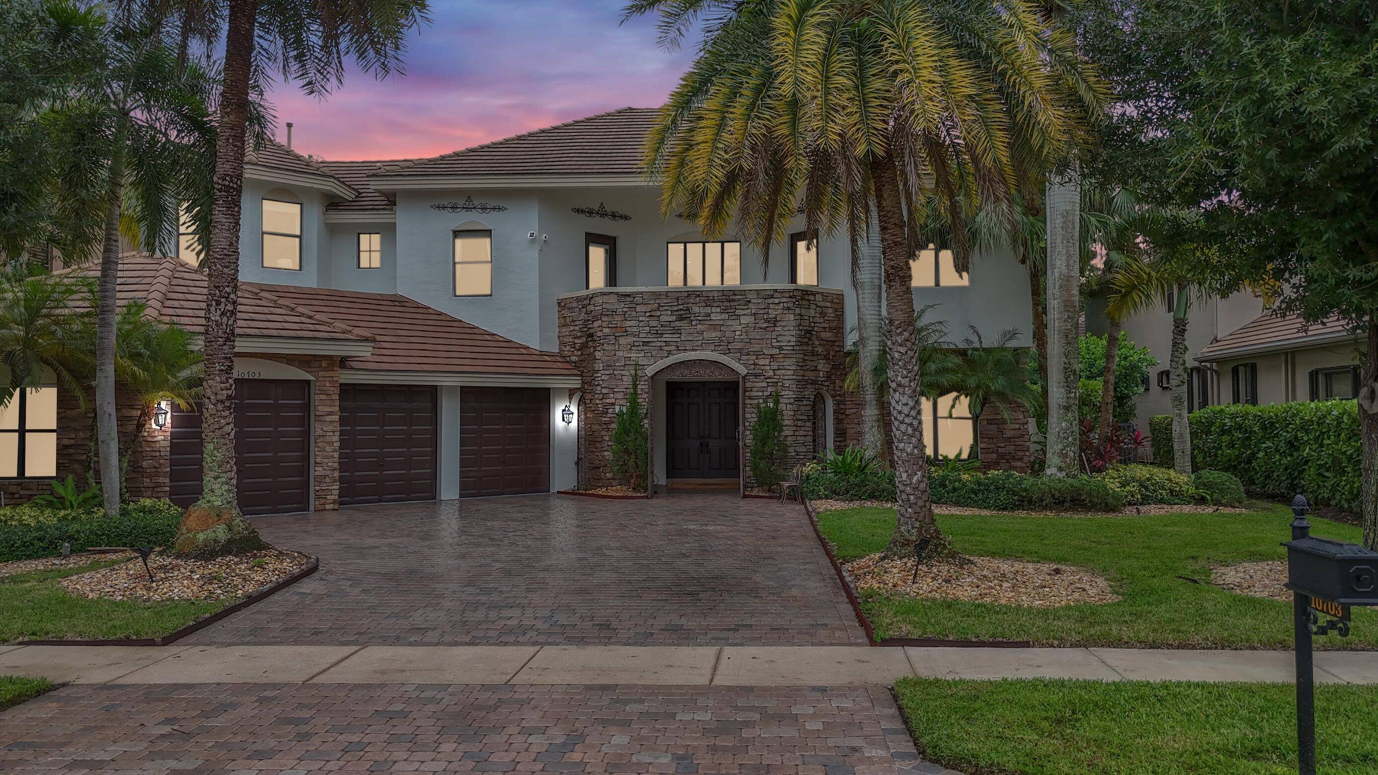 Wellington, FL 33449,10703 Versailles BLVD