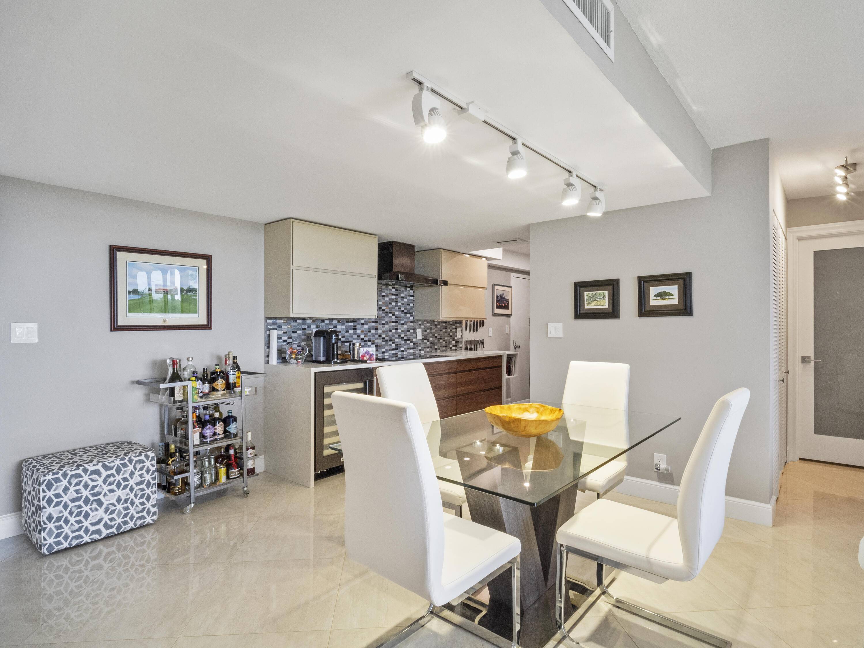 West Palm Beach, FL 33401,2000 Presidential WAY 602