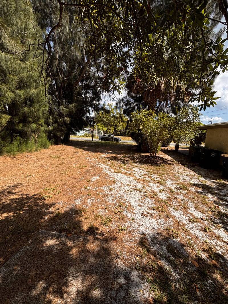 Fort Pierce, FL 34947,2605 Avenue F