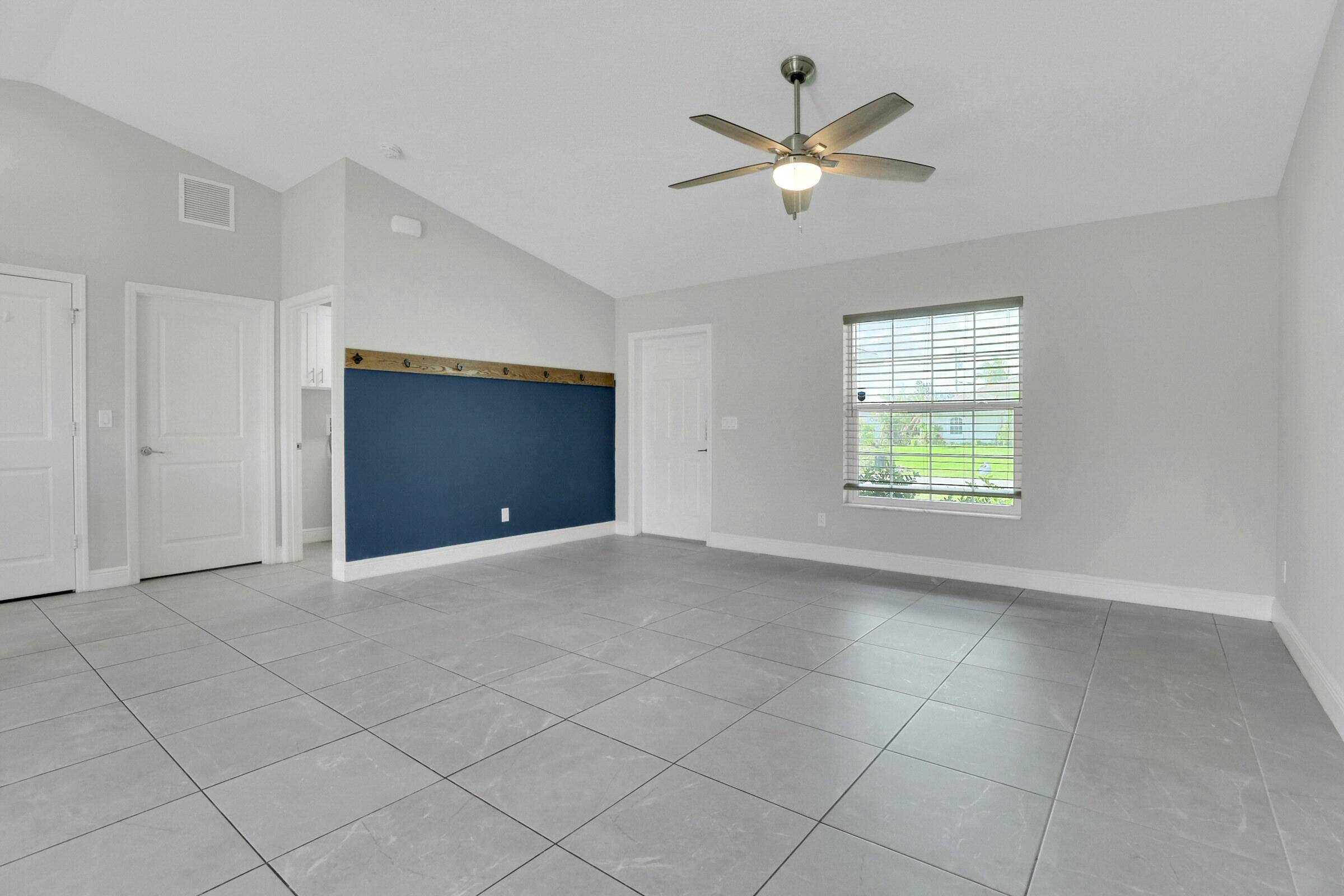 Port Saint Lucie, FL 34987,1733 SW Columbia ST