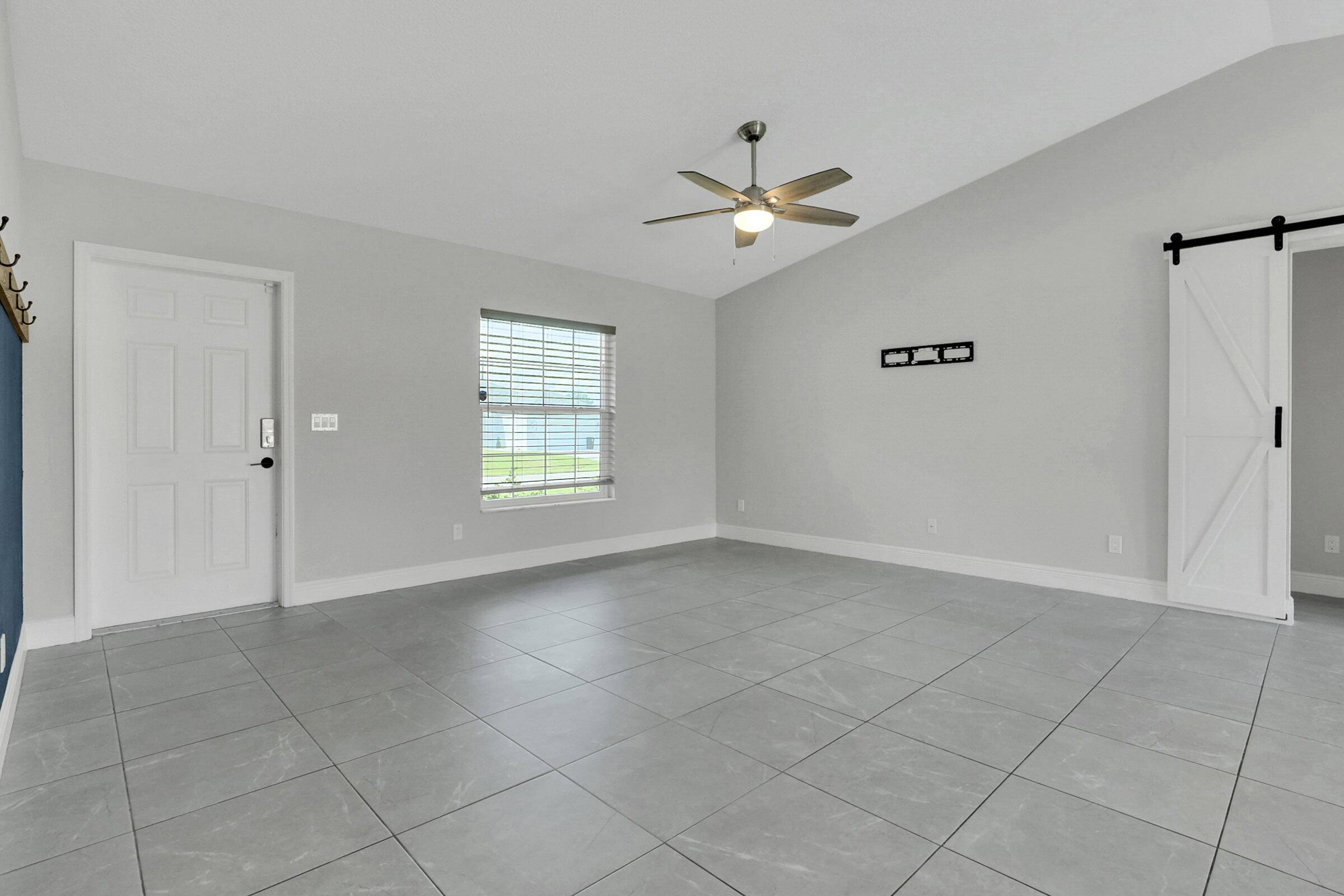 Port Saint Lucie, FL 34987,1733 SW Columbia ST