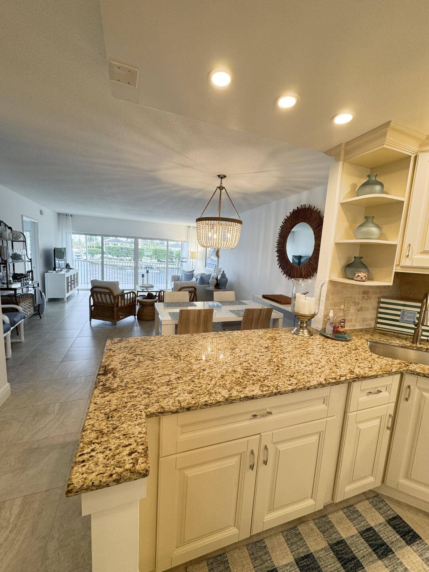 Deerfield Beach, FL 33441,390 N Federal HWY 203