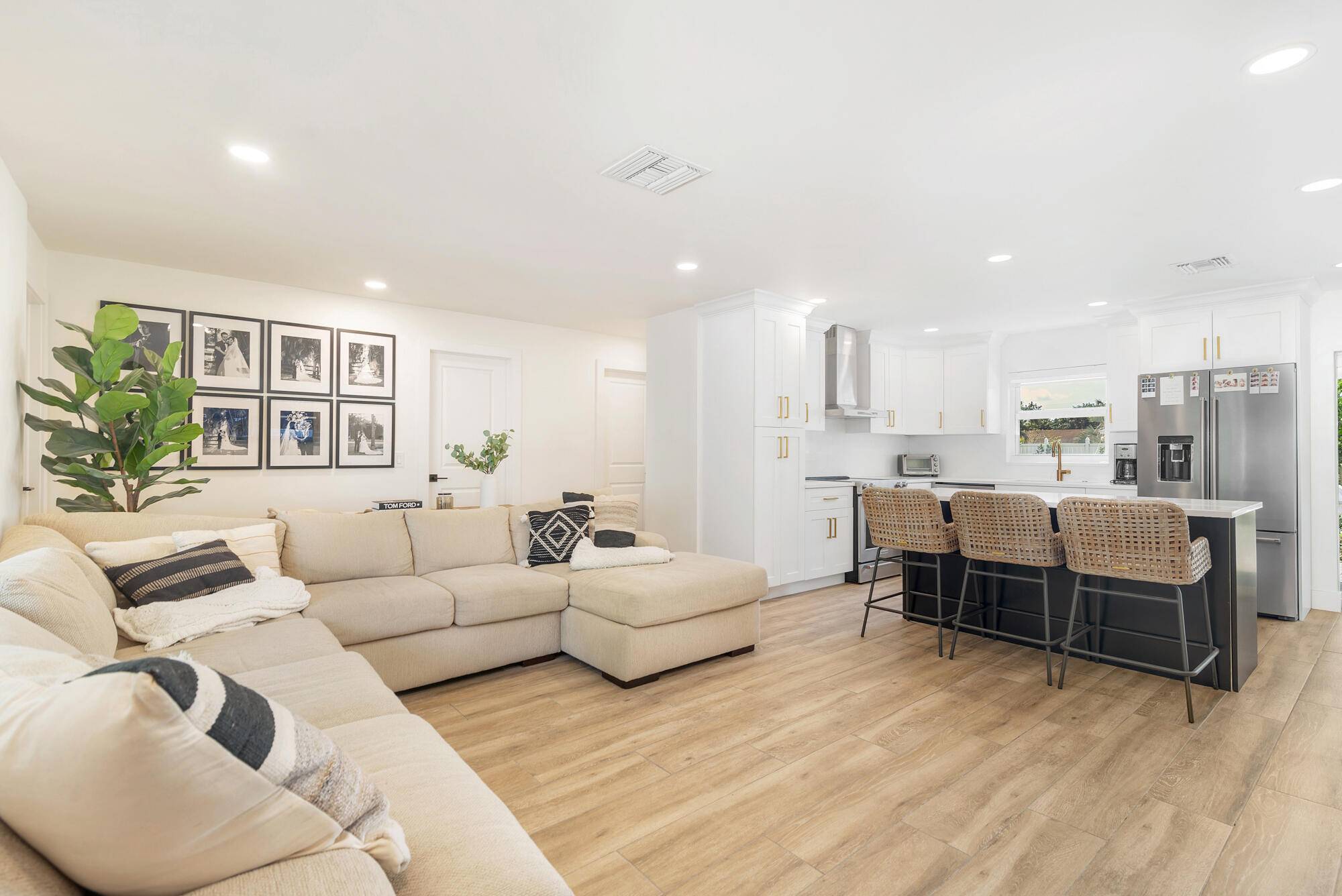 Lake Clarke Shores, FL 33406,1860 W Arabian RD