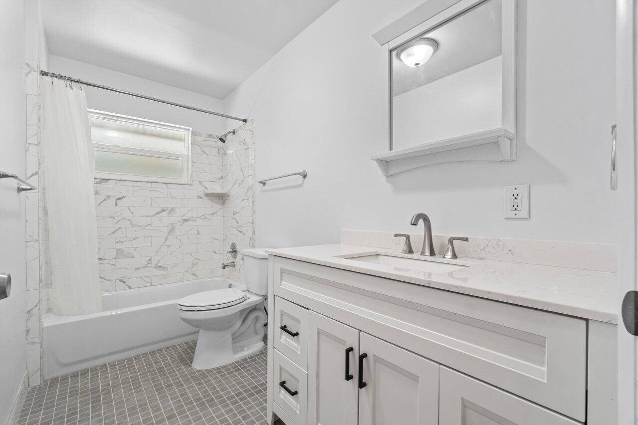 North Palm Beach, FL 33408,751 Hummingbird WAY 7