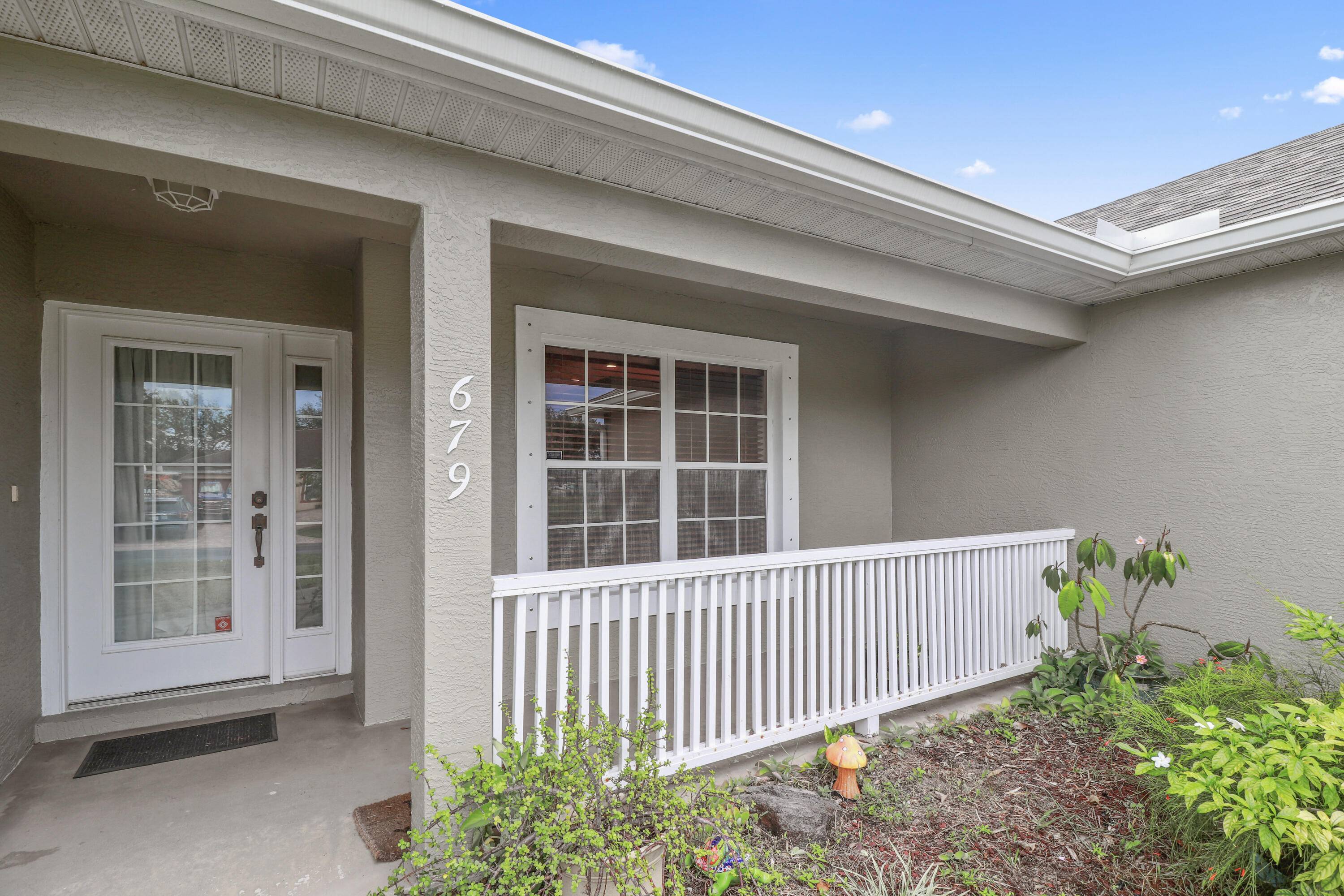 Port Saint Lucie, FL 34953,679 SW Post TER