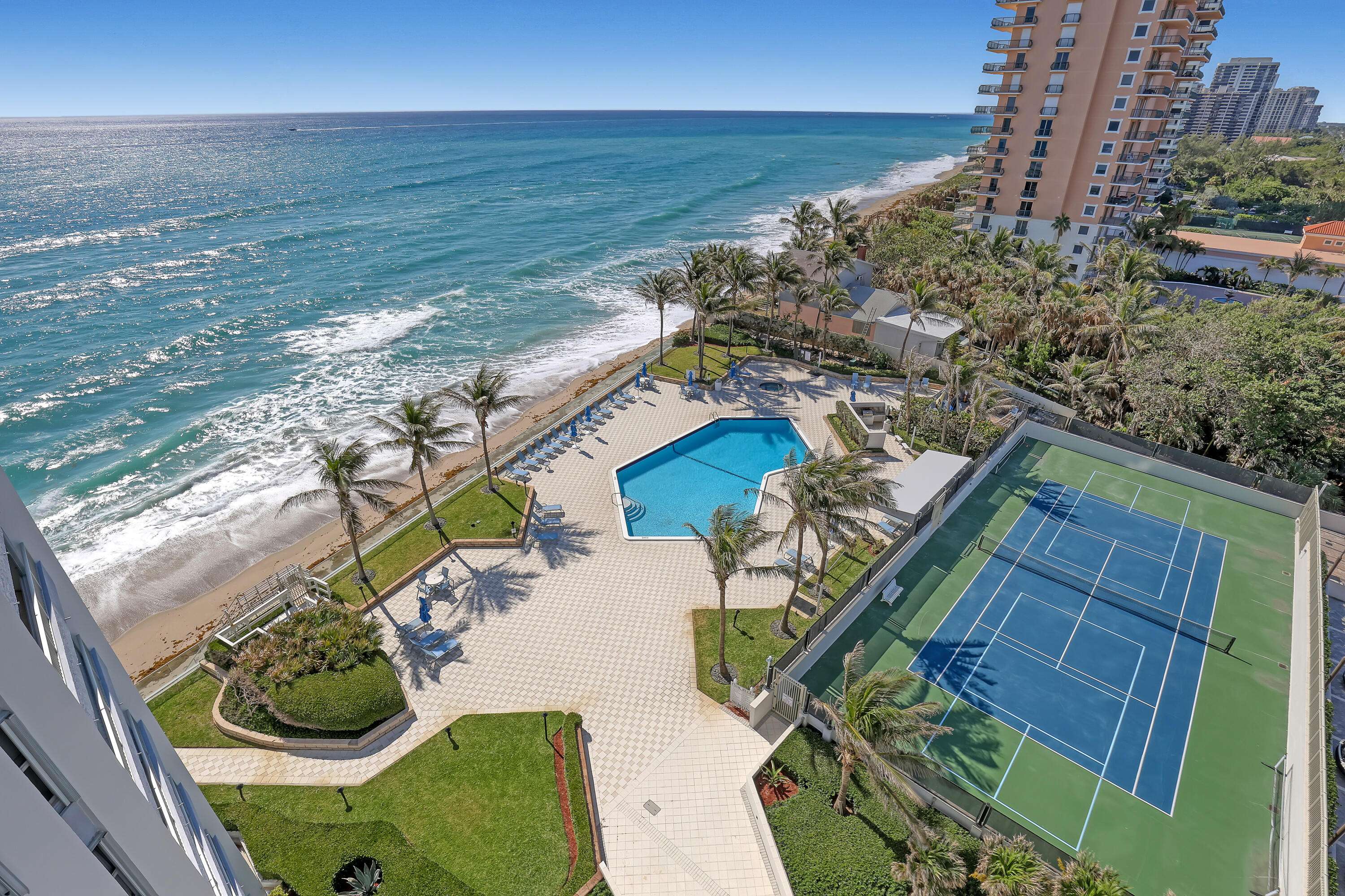 Singer Island, FL 33404,5200 N Ocean DR 904