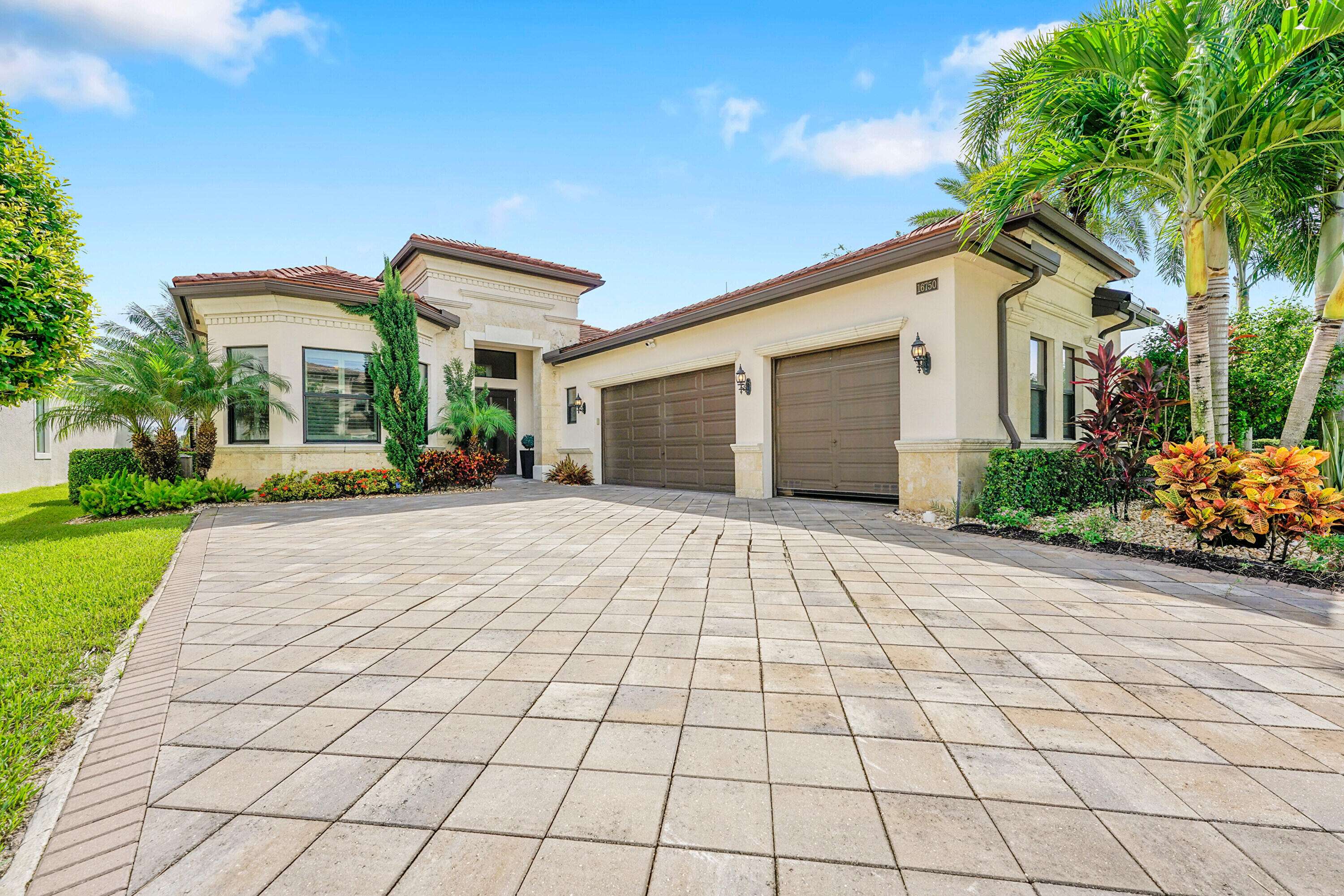 Delray Beach, FL 33446,16750 Picardy WAY