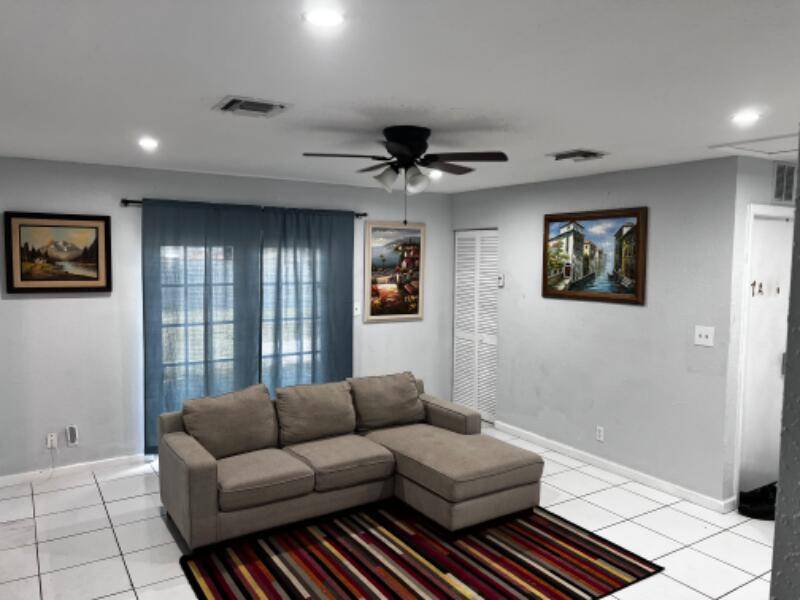 Deerfield Beach, FL 33441,548 NW 2nd WAY A5