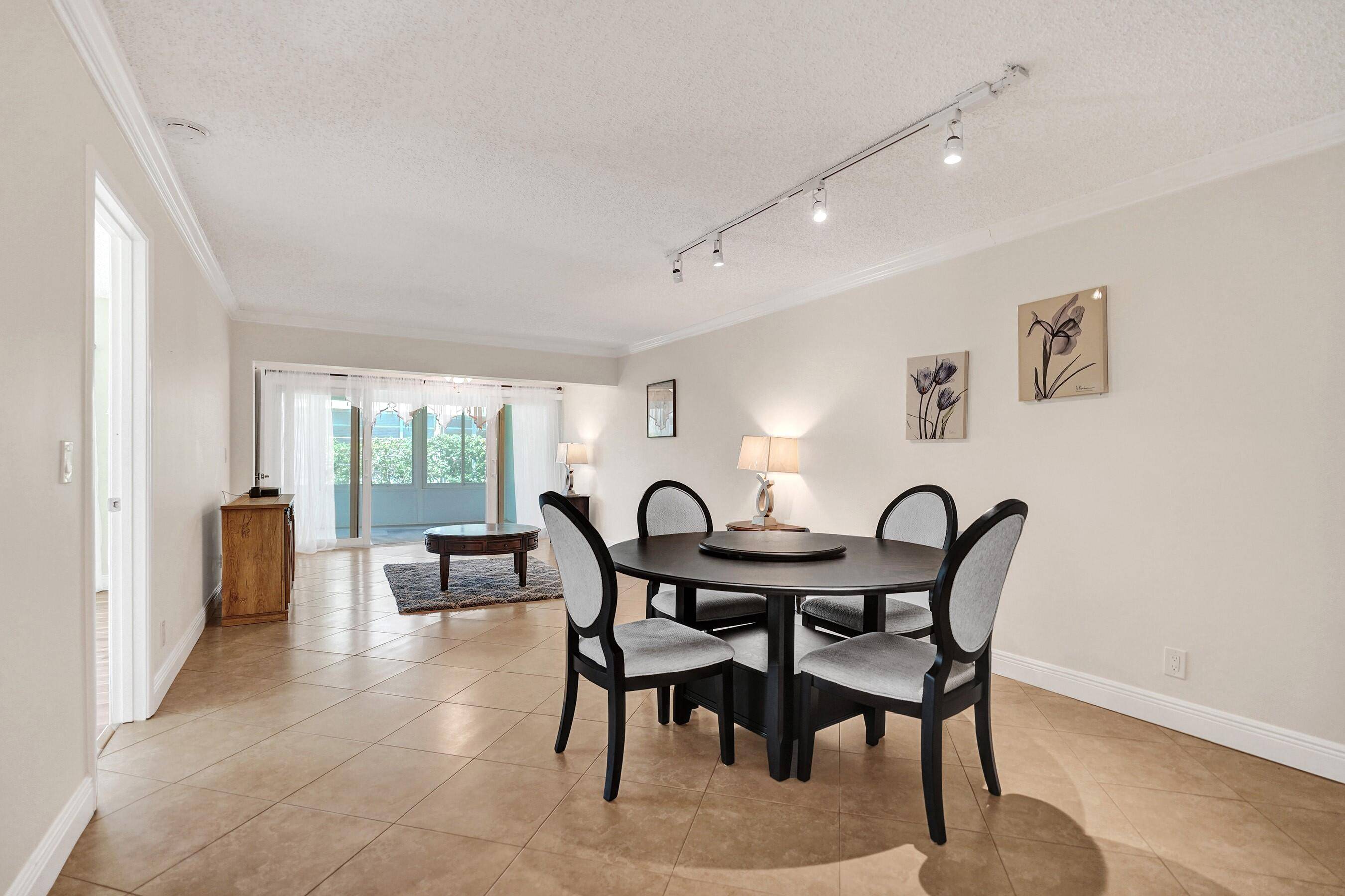 Delray Beach, FL 33445,1051 Orange TER 101