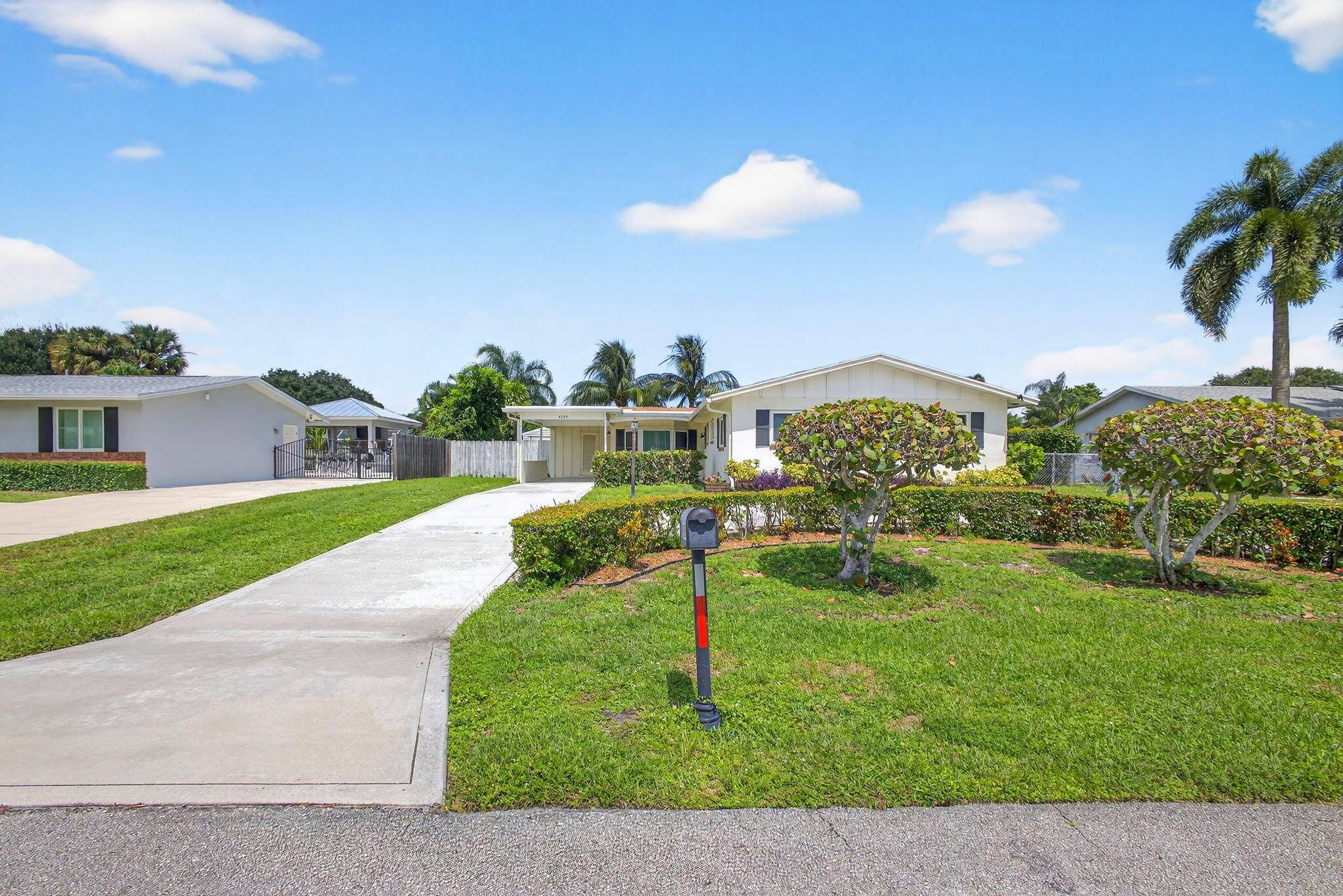 Palm Beach Gardens, FL 33410,4359 Gardenia DR