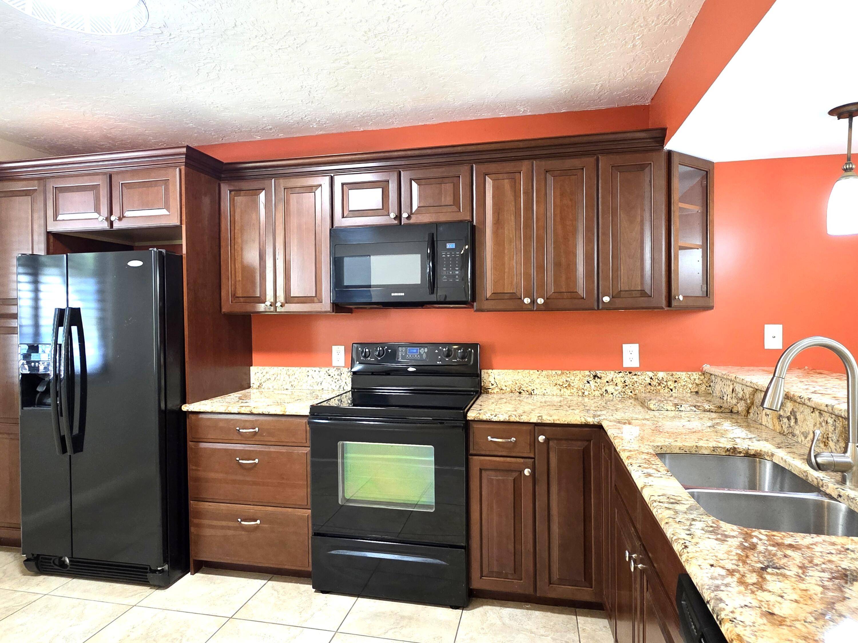 West Palm Beach, FL 33409,2721 Village BLVD 106