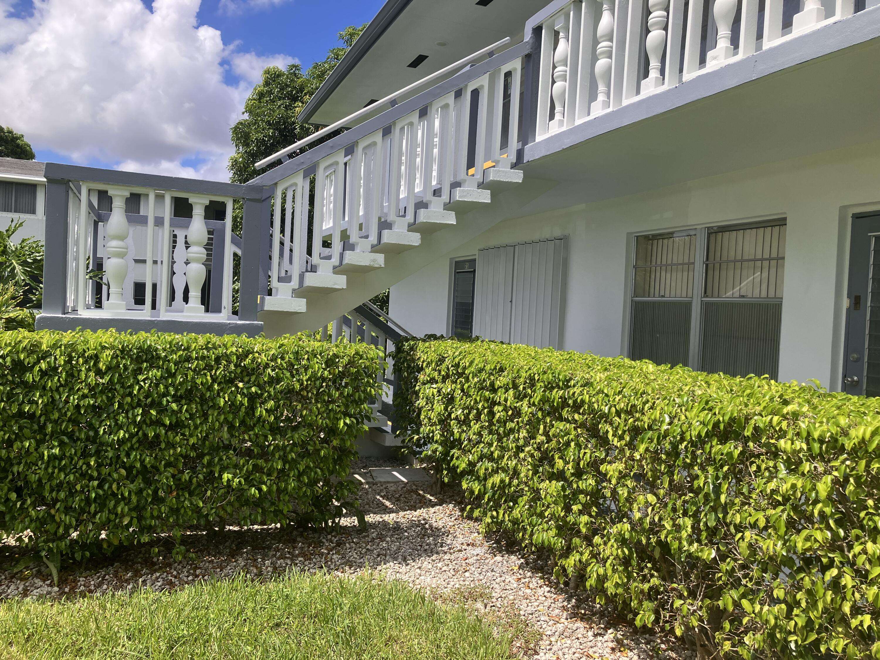 West Palm Beach, FL 33417,71 Cambridge D