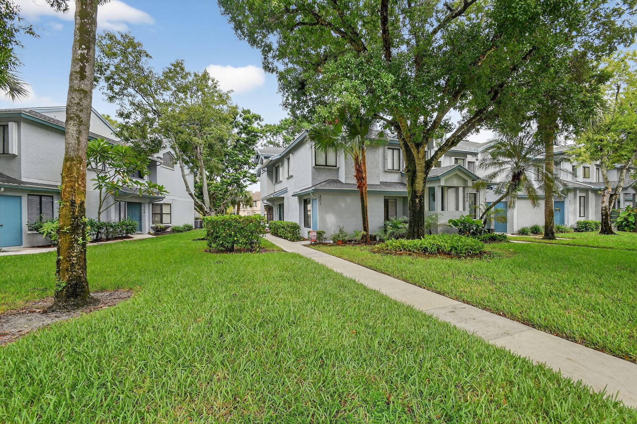 Greenacres, FL 33413,801 Harbour Pointe WAY