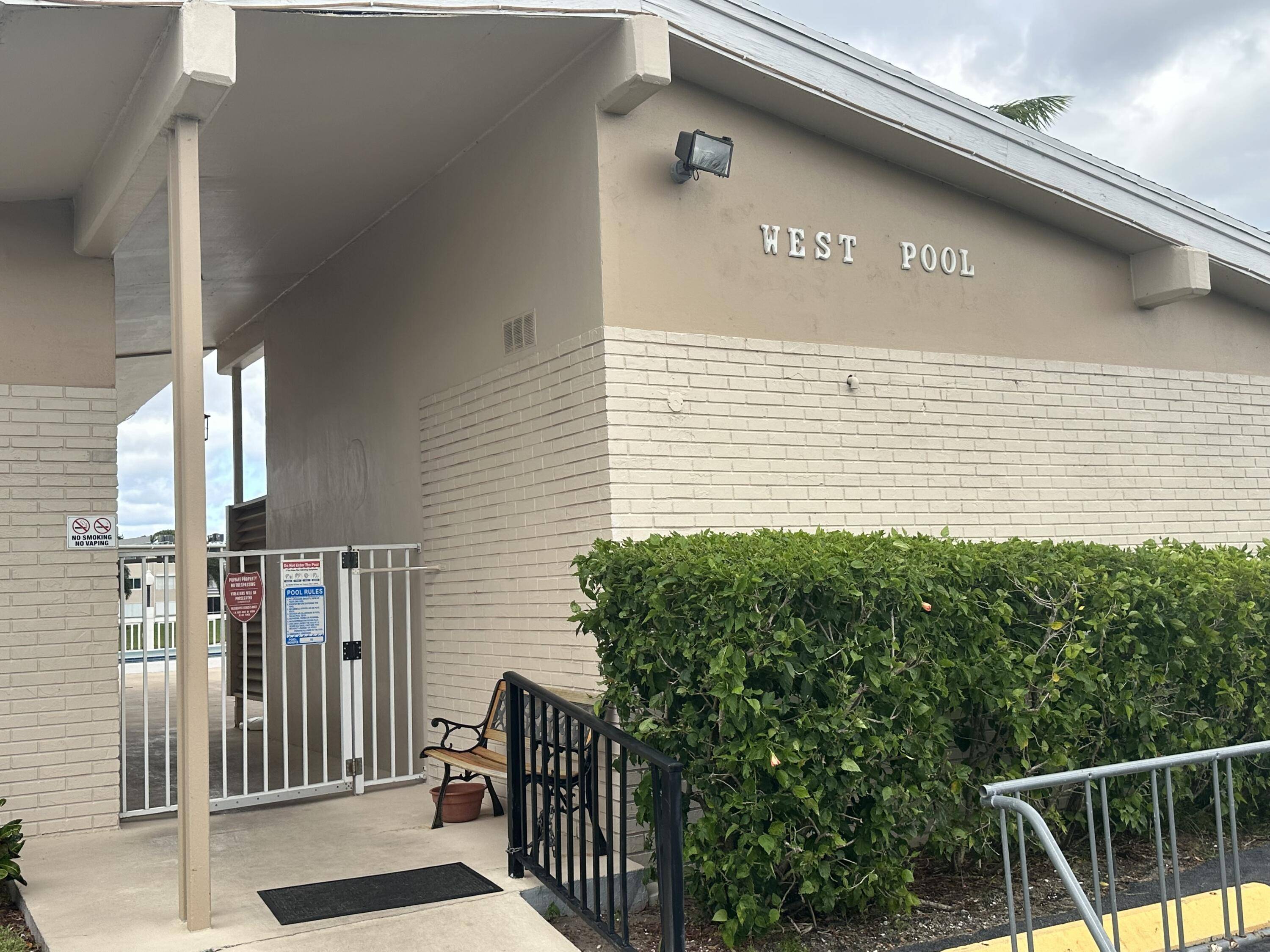 Lake Worth, FL 33461,2682 S Garden DR 107