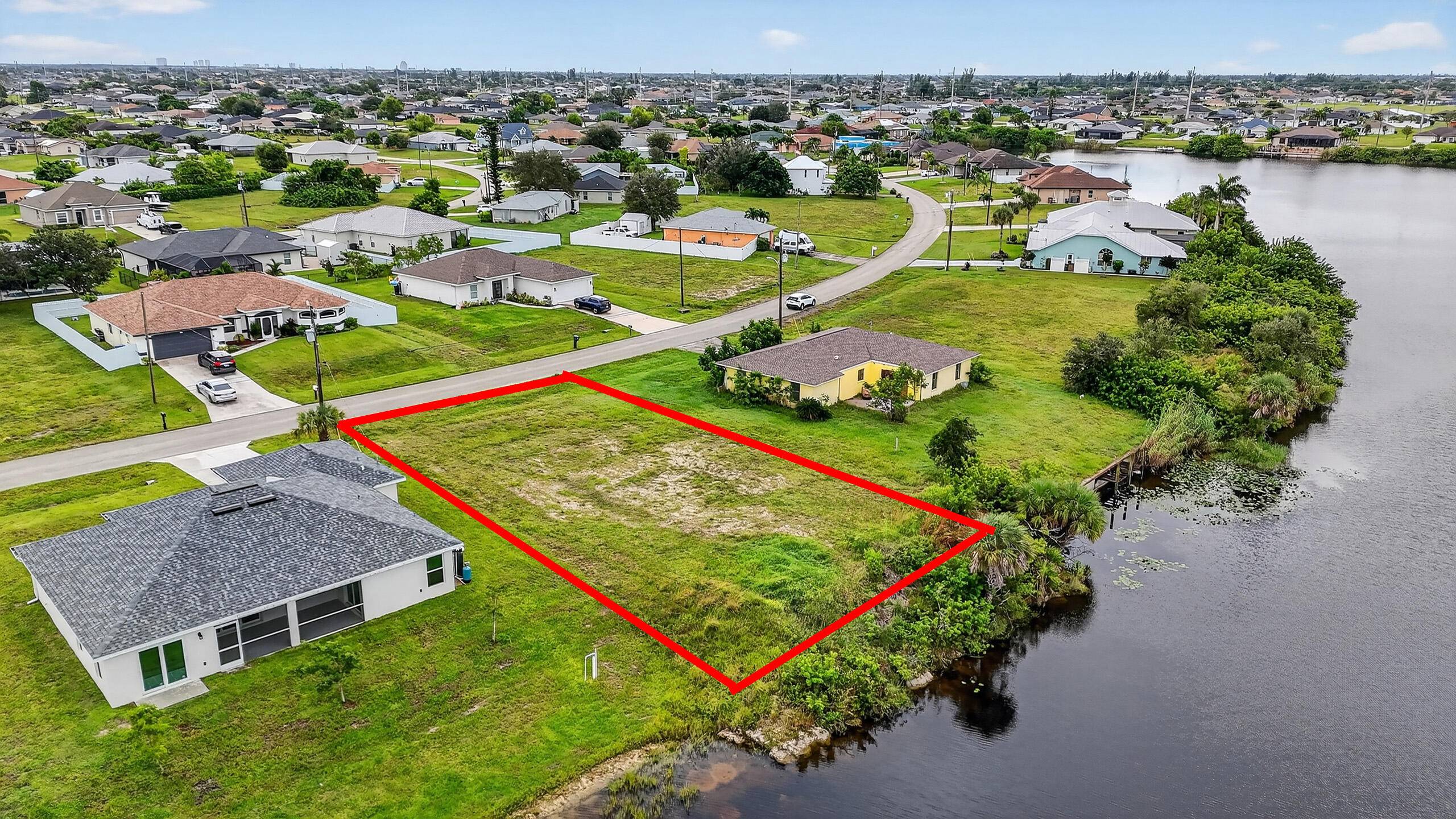 Cape Coral, FL 33993,2616 NW 4th PL