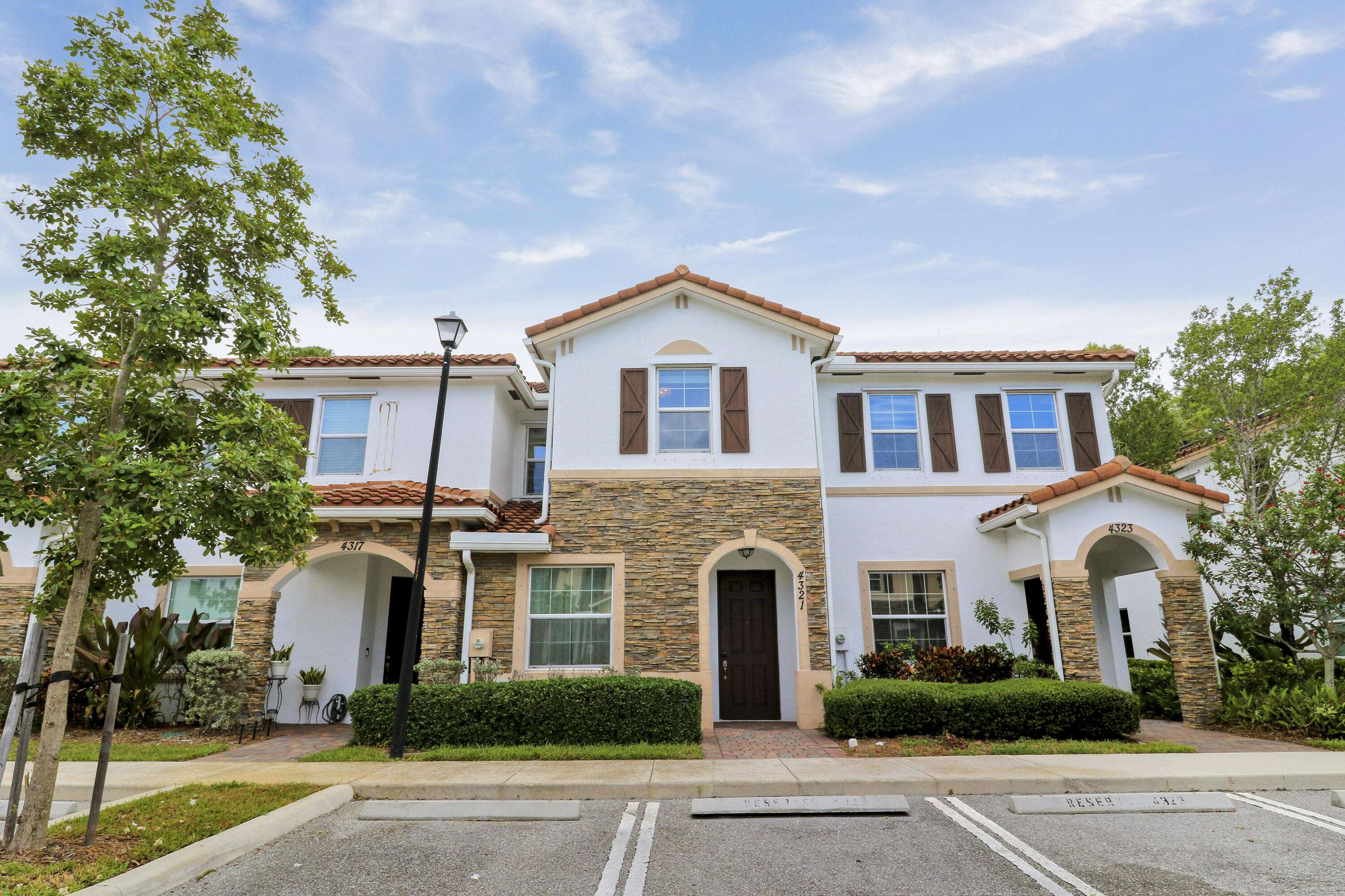 West Palm Beach, FL 33417,4321 Maybelle LN