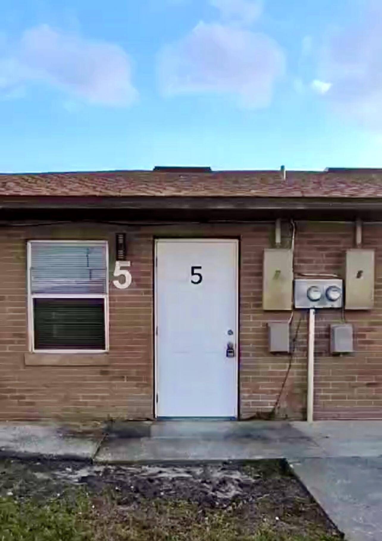 Lakeland, FL 33803,101 Lake Hunter DR 5 & 6