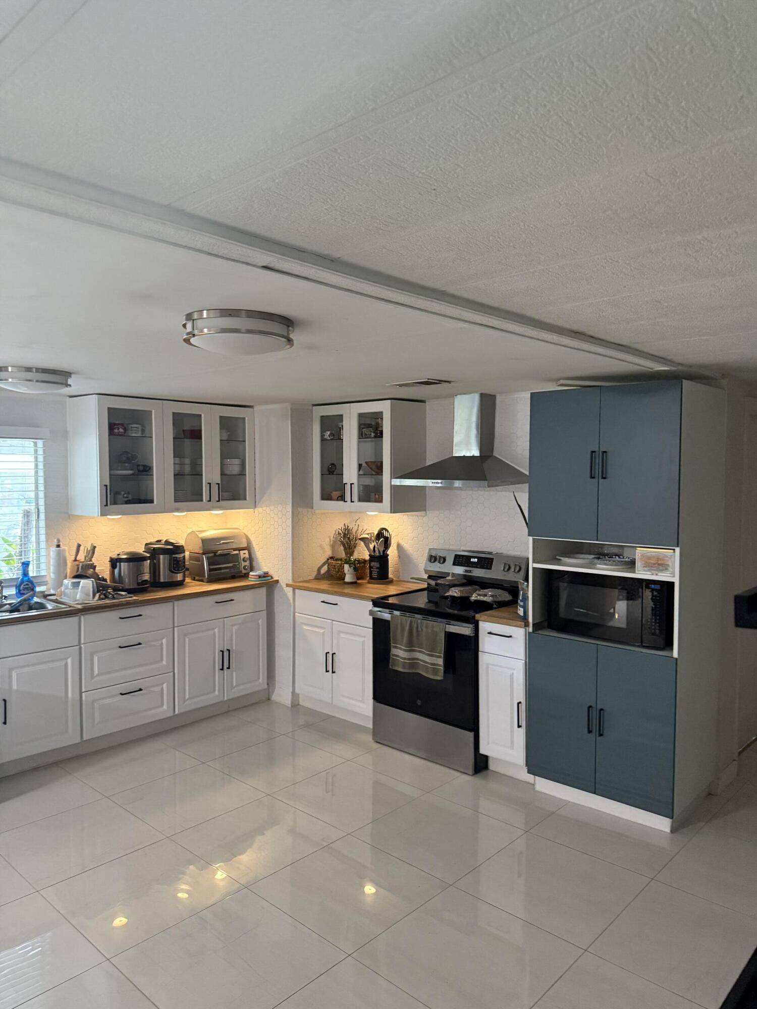 Palm Beach Gardens, FL 33410,2555 Pga Blvd 321