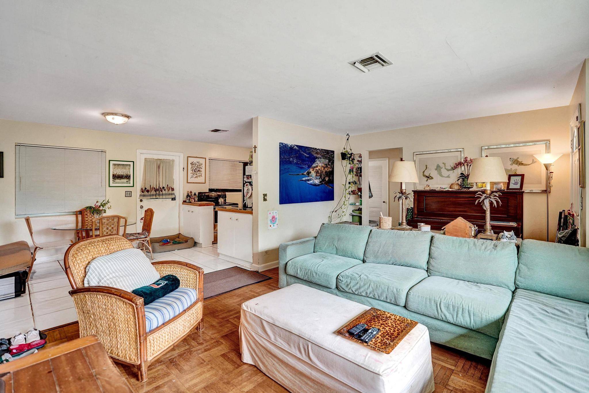 West Palm Beach, FL 33407,401 42nd ST